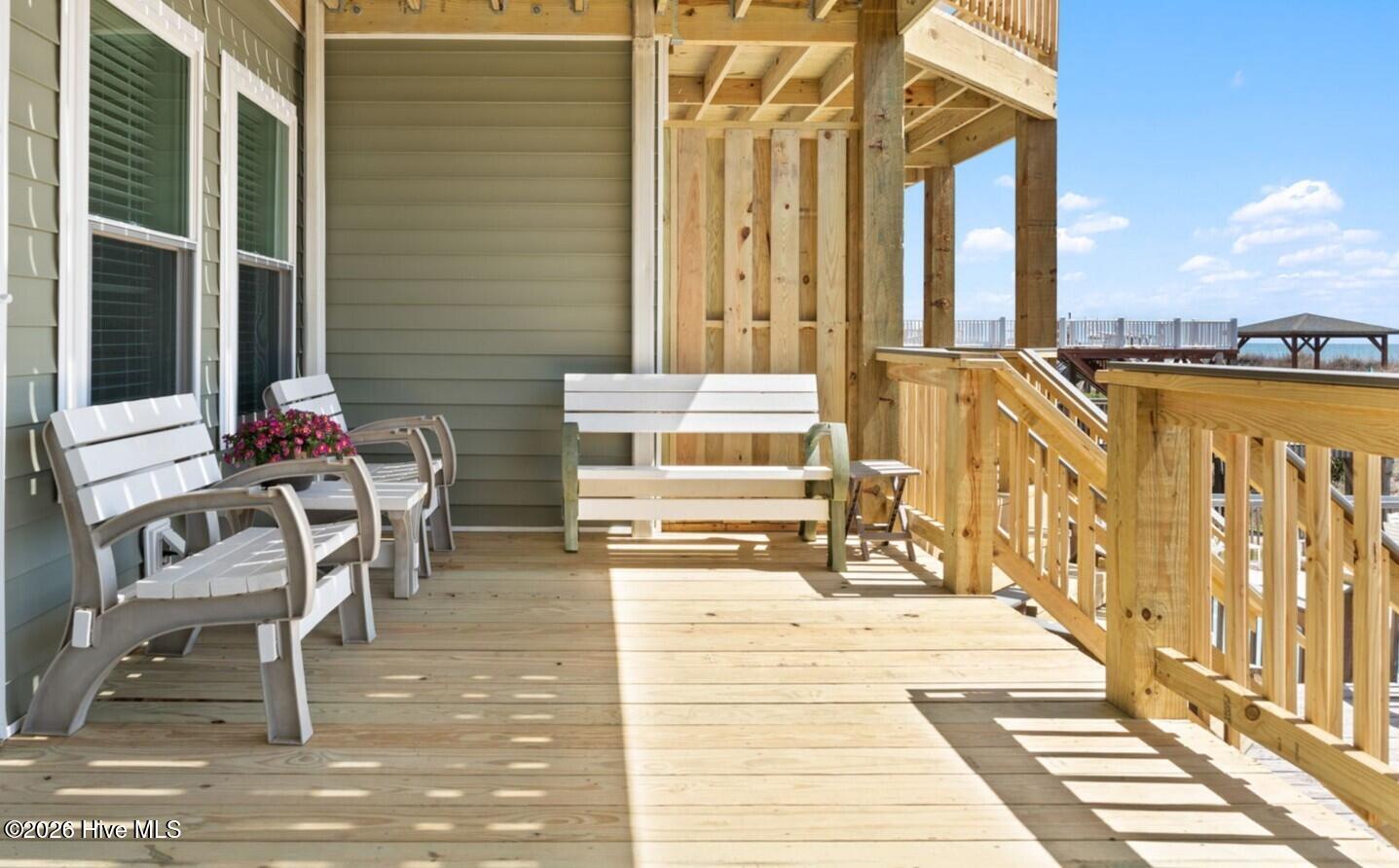 100564917 | Photo 13