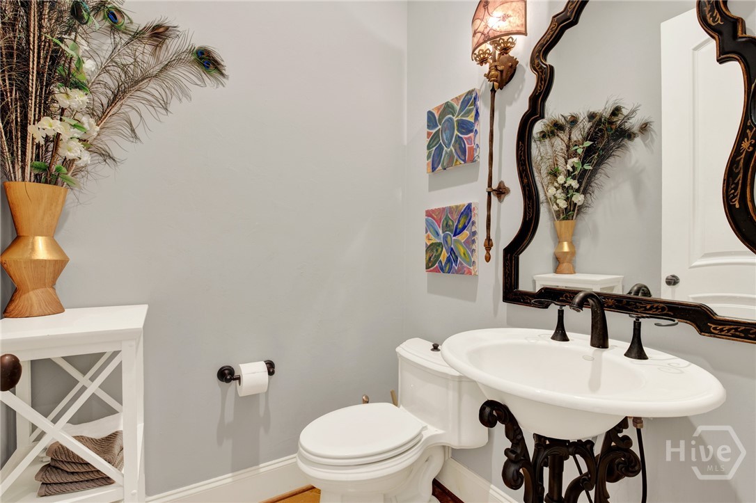 Undisclosed Address, Savannah, GA, 31419