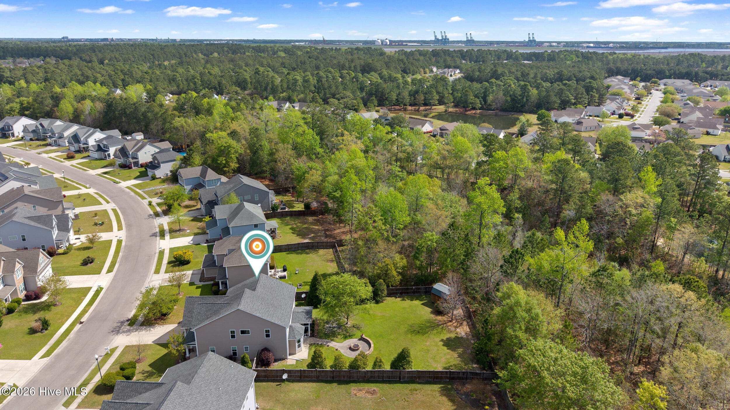 100565856 | Photo 54