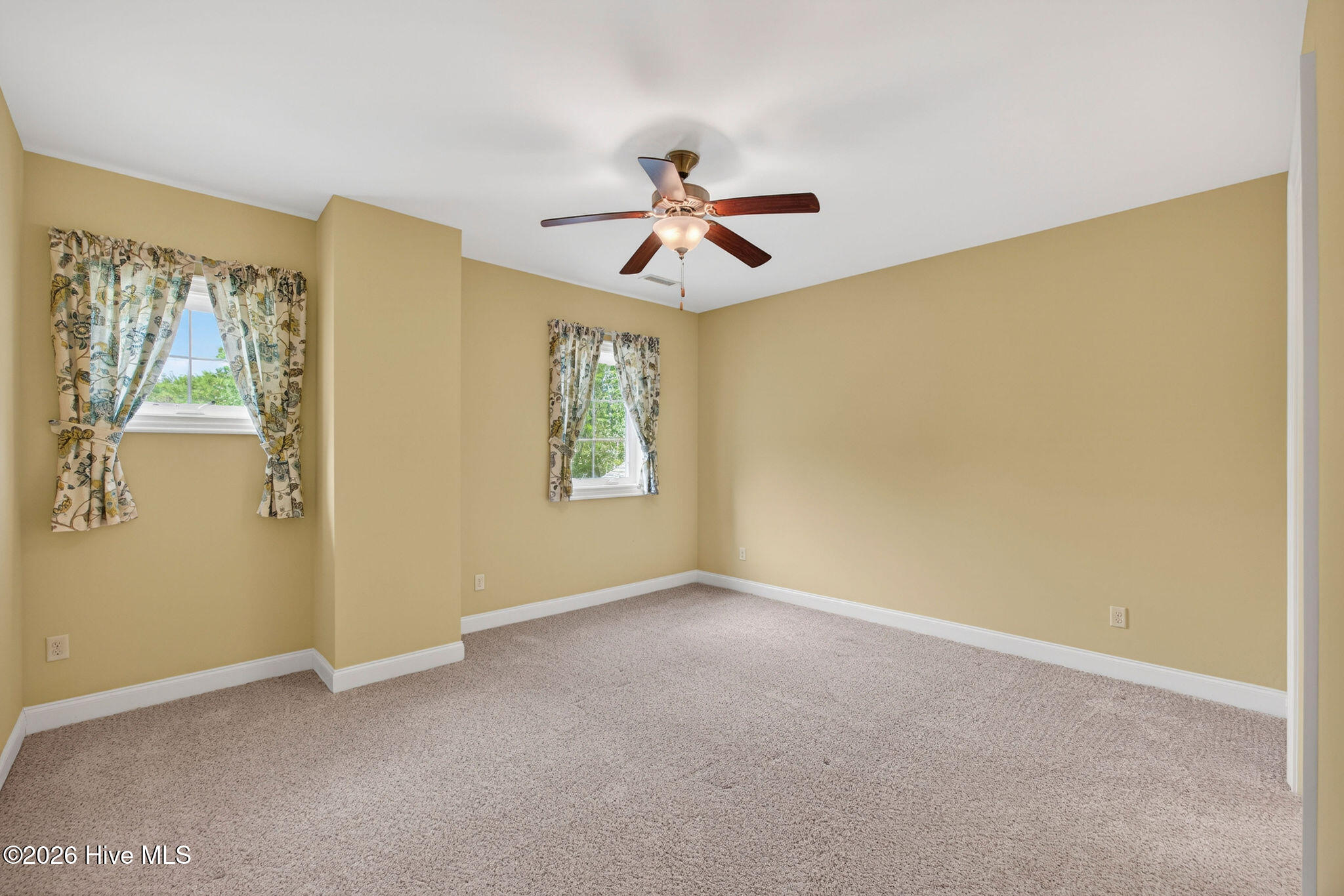 100566414 | Photo 57