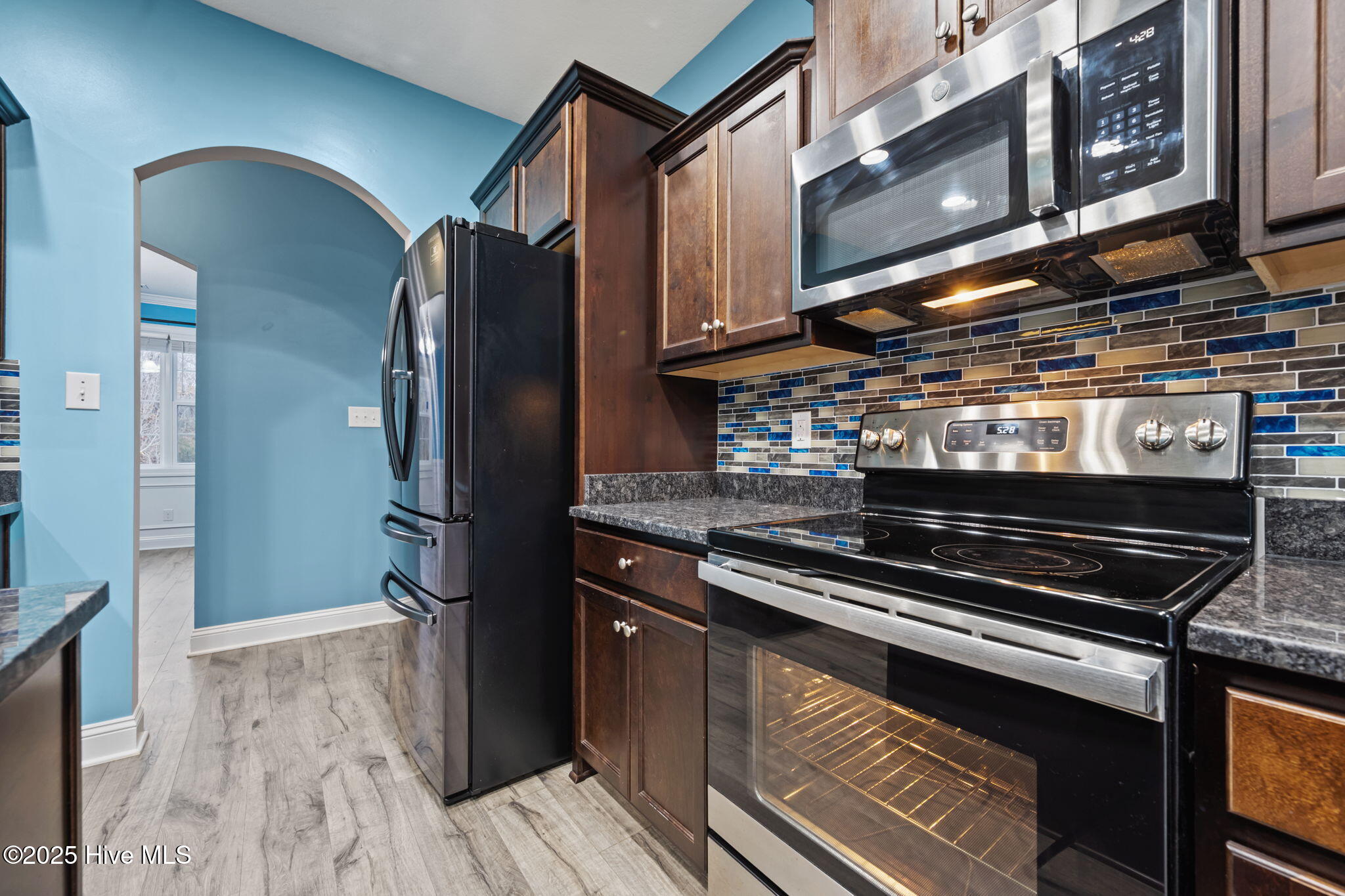 100546681 | Photo 20