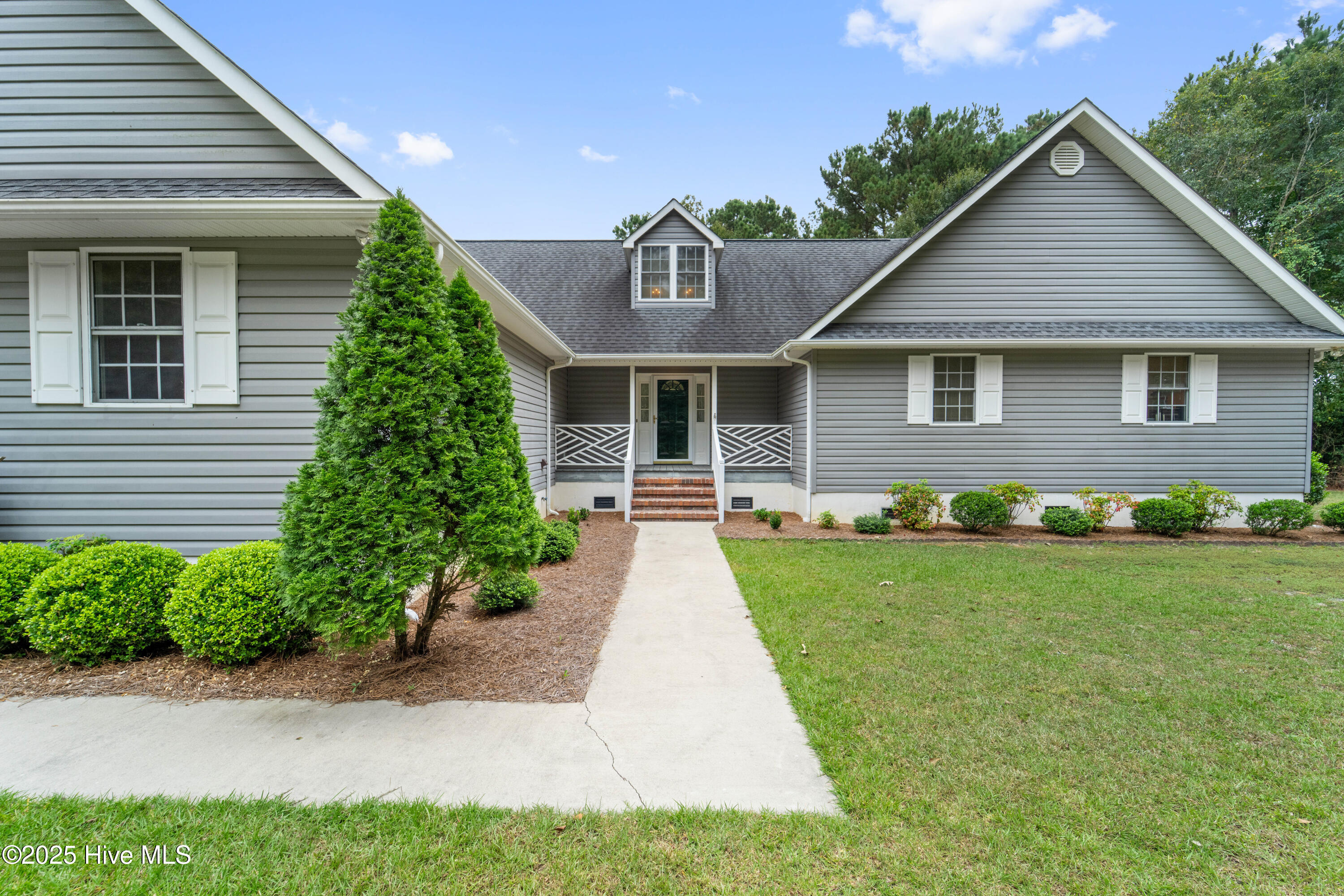 Homes for sale in Kenansville, NC | 120 Rice Ln, Kenansville, NC 28349 | MLS# 100526126