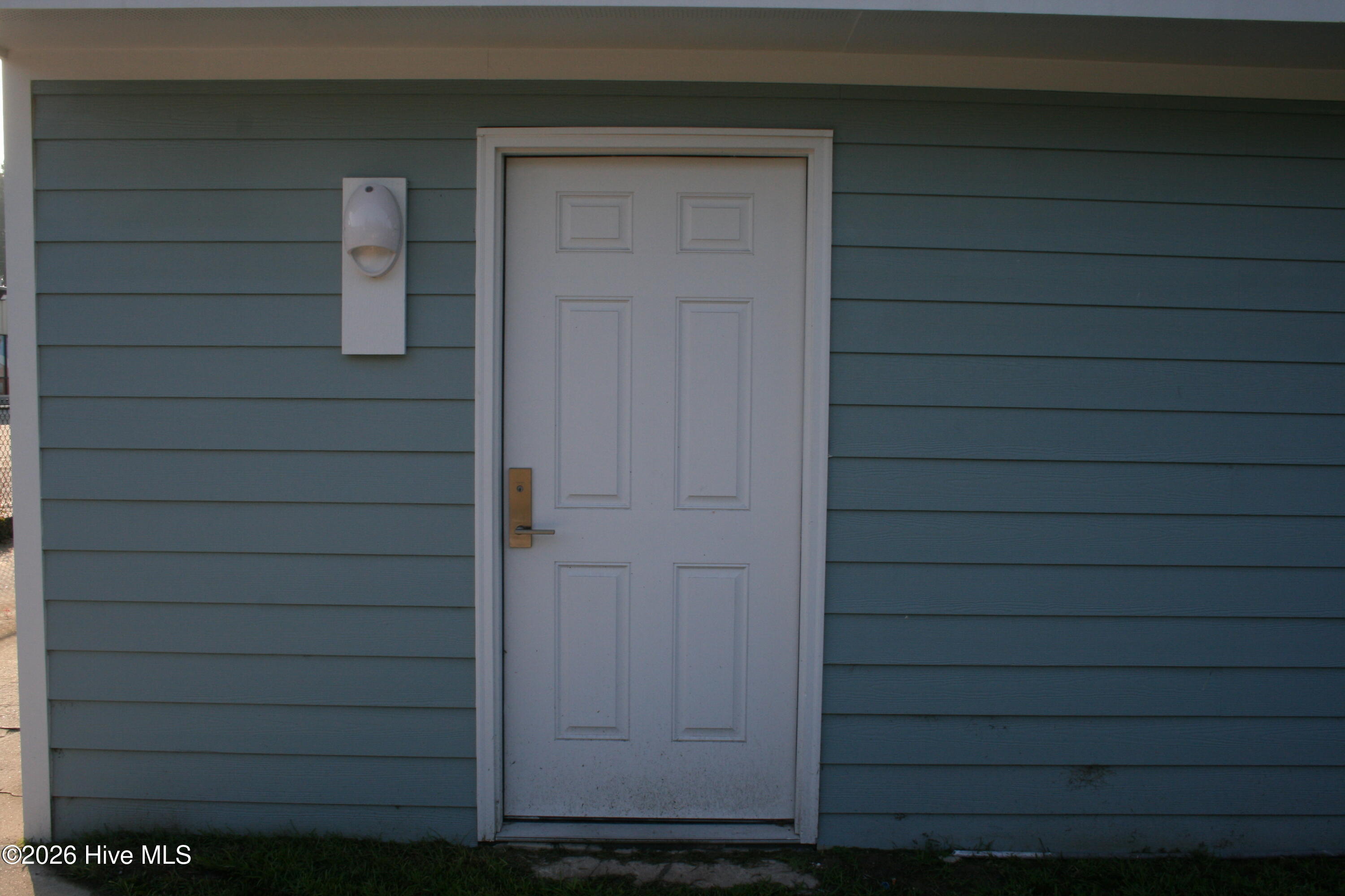 100607220 | Photo 19