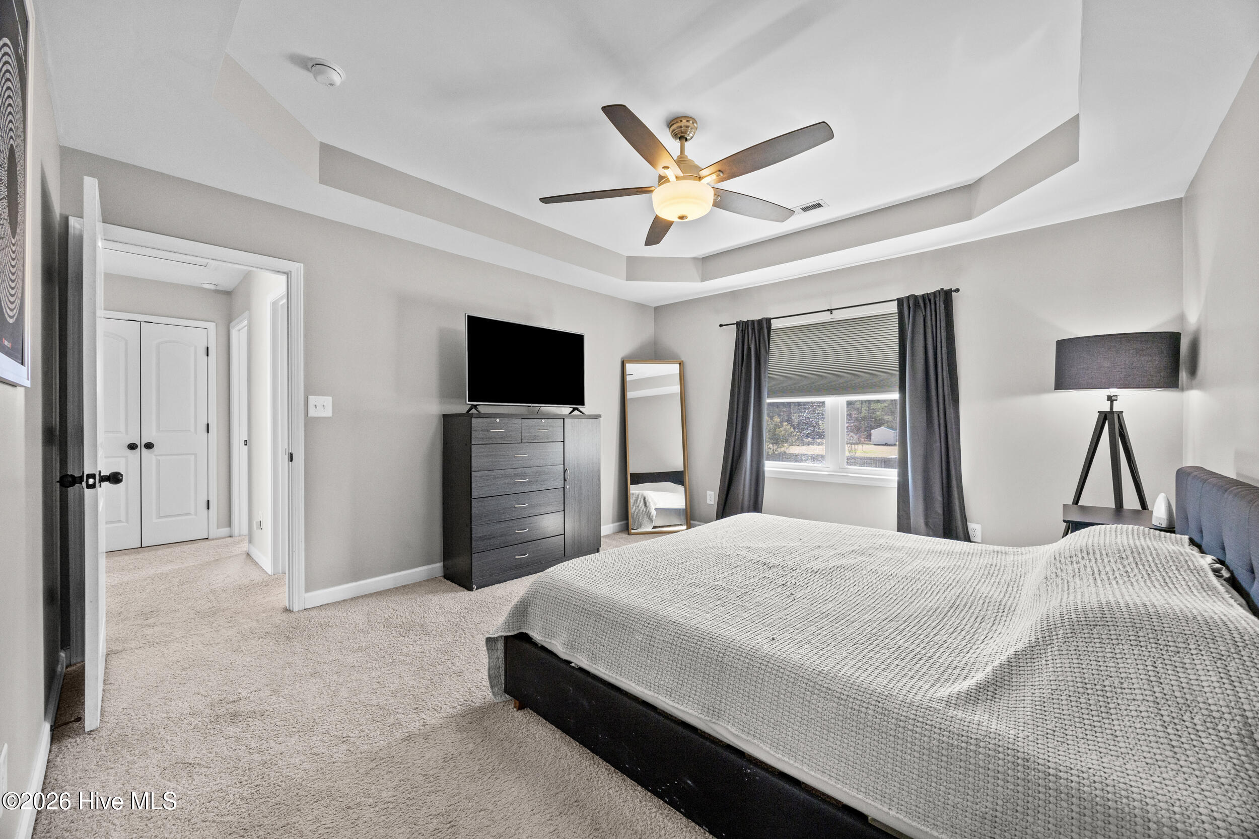 100558601 | Photo 25