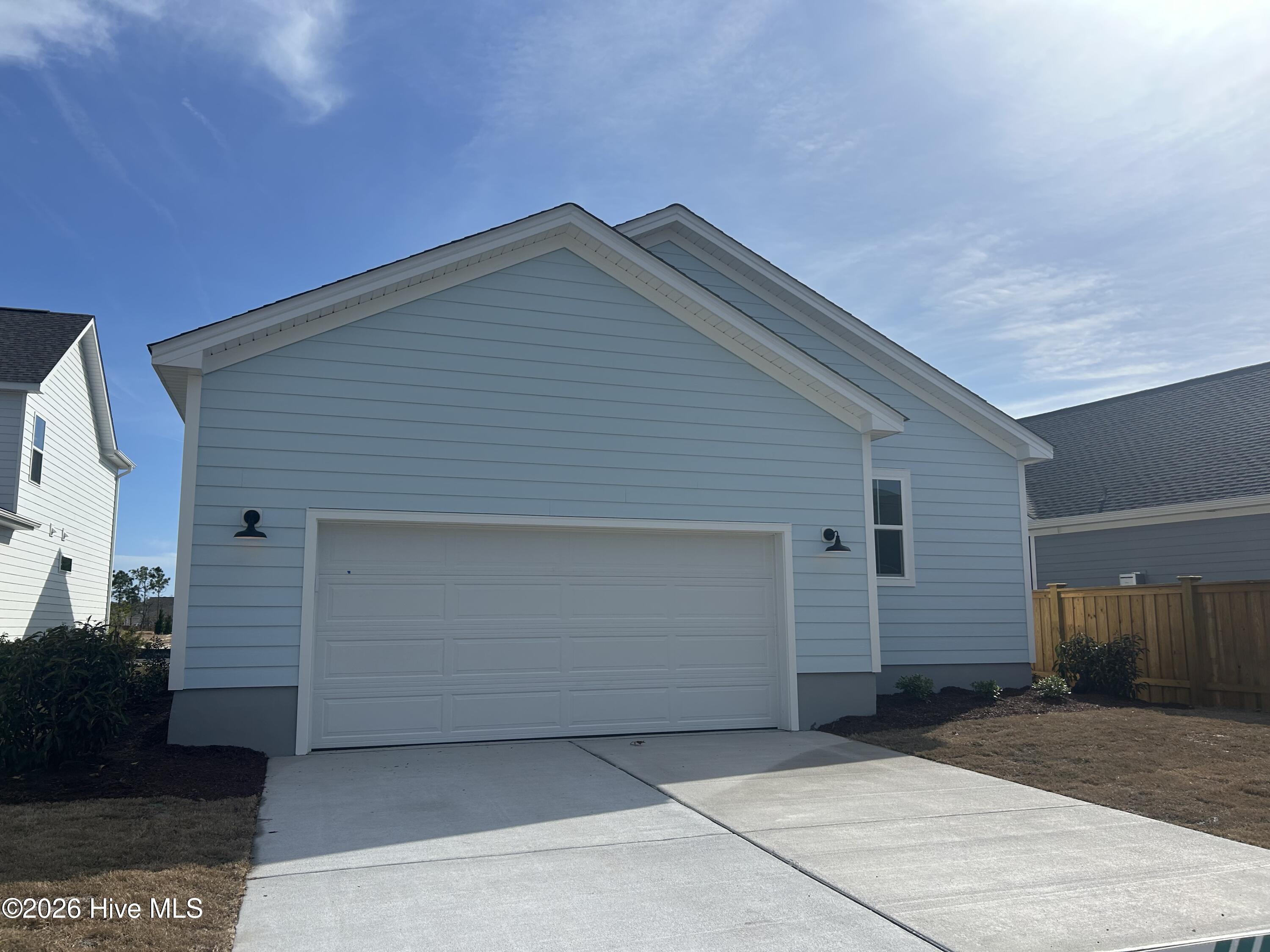 100550768 | Photo 13