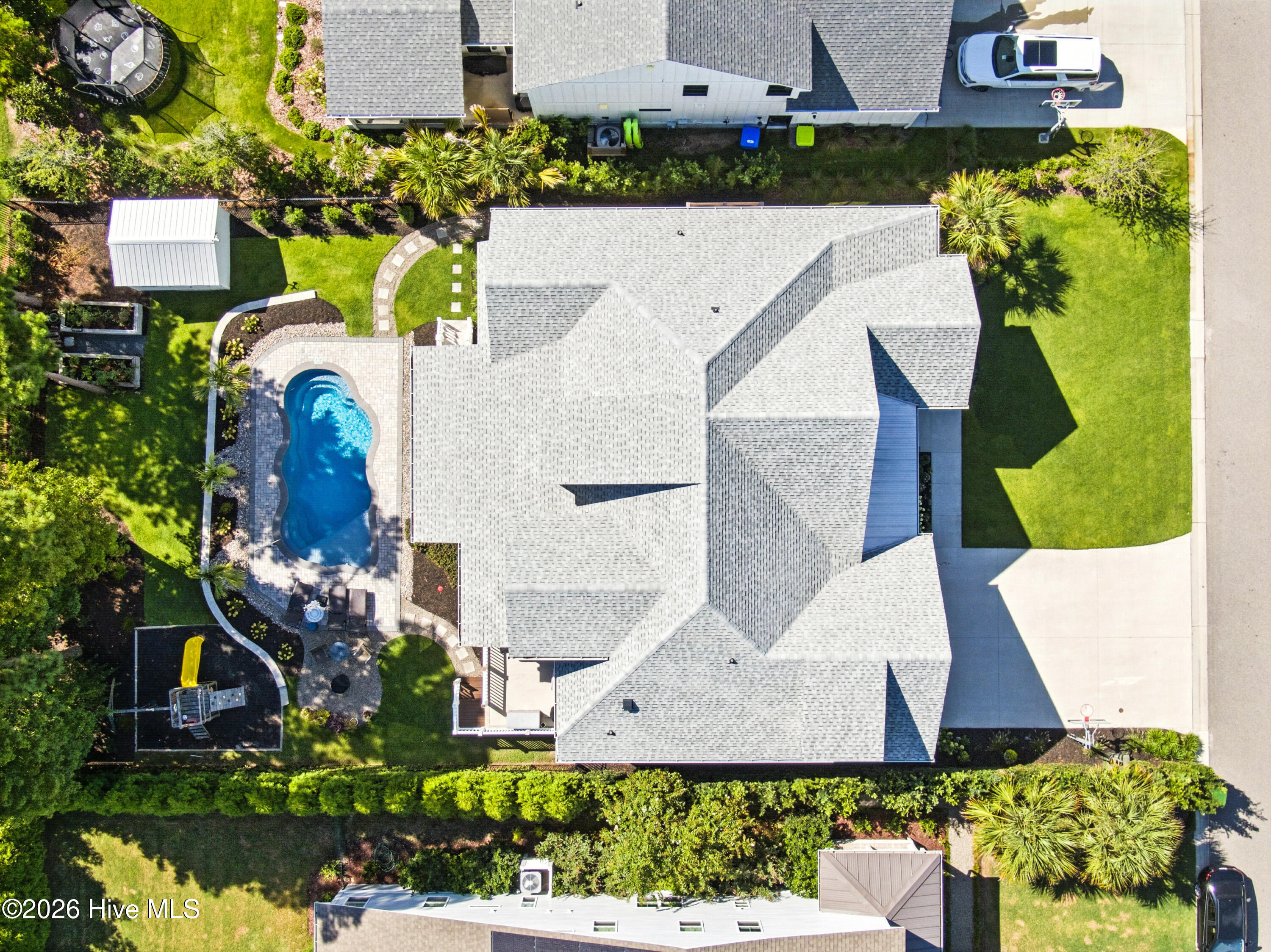 100564448 | Photo 14