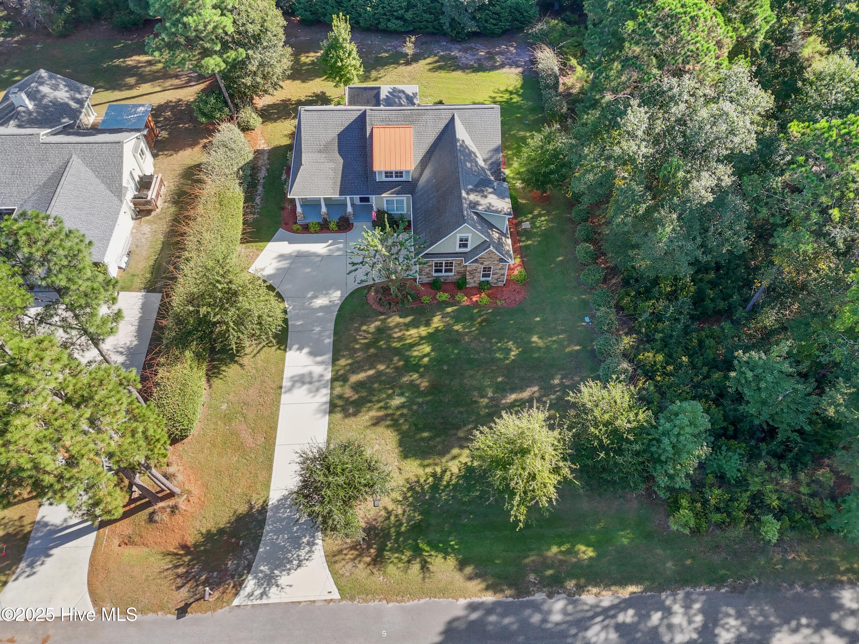 100534757 | Photo 45