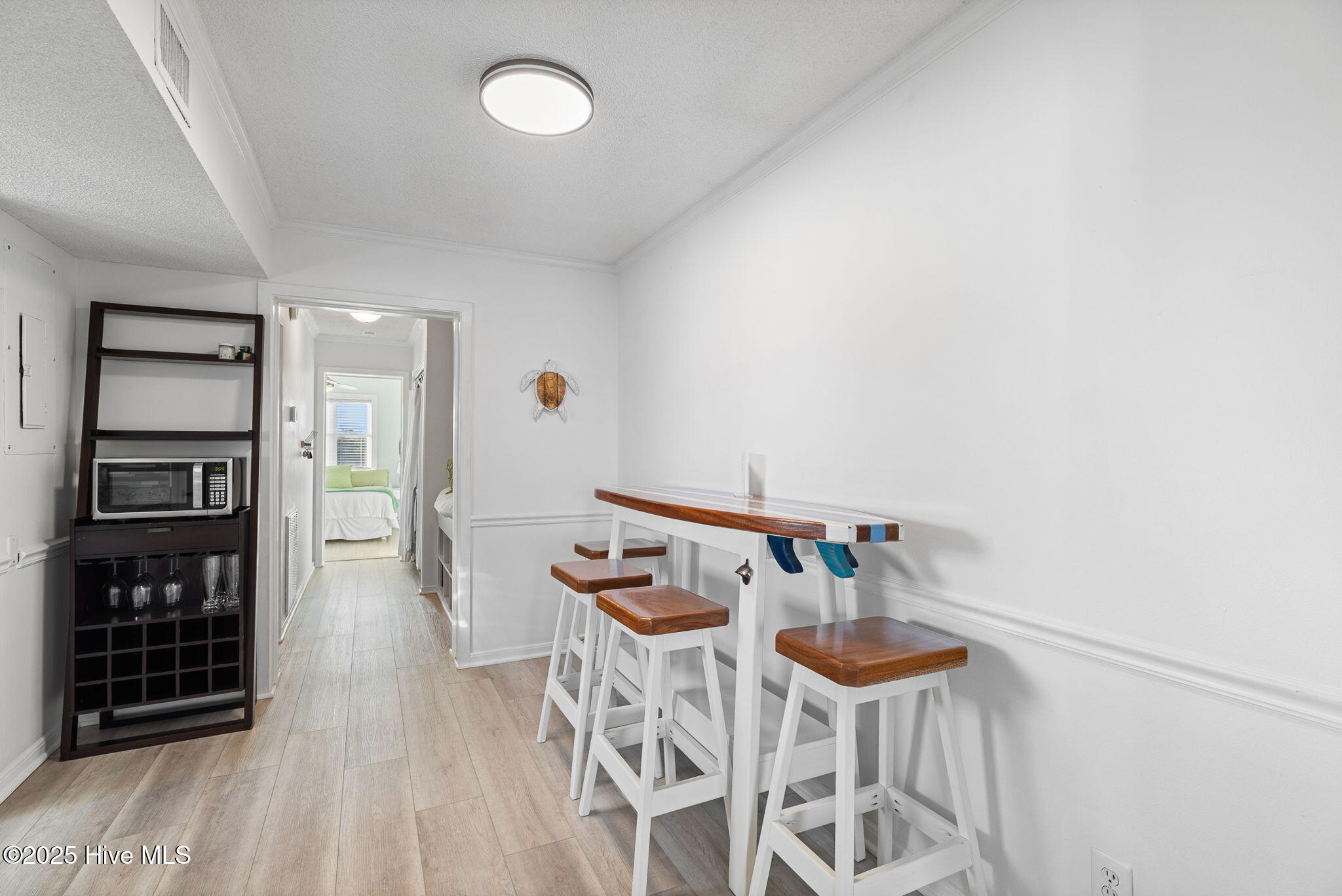 100540099 | Photo 11