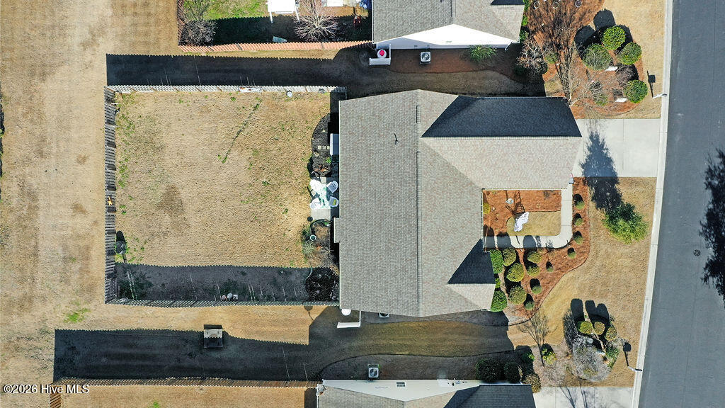 100550972 | Photo 35