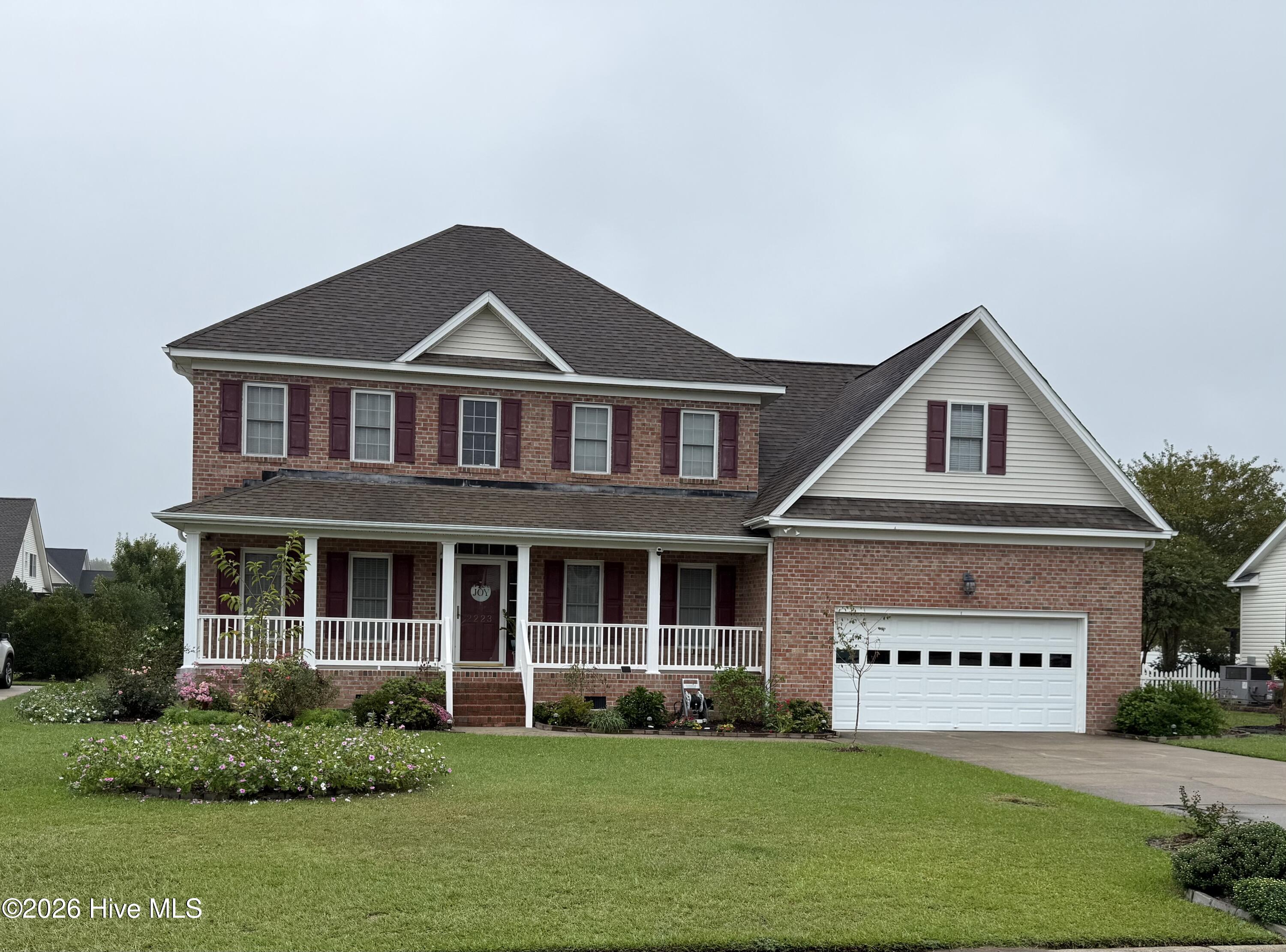 2223 Sorrel Ln front pic