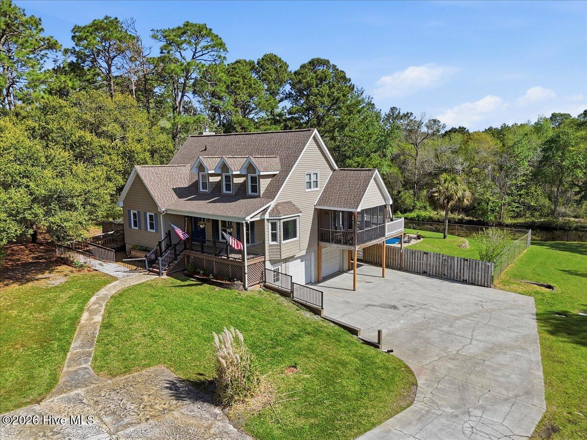 100566130 | Photo 64