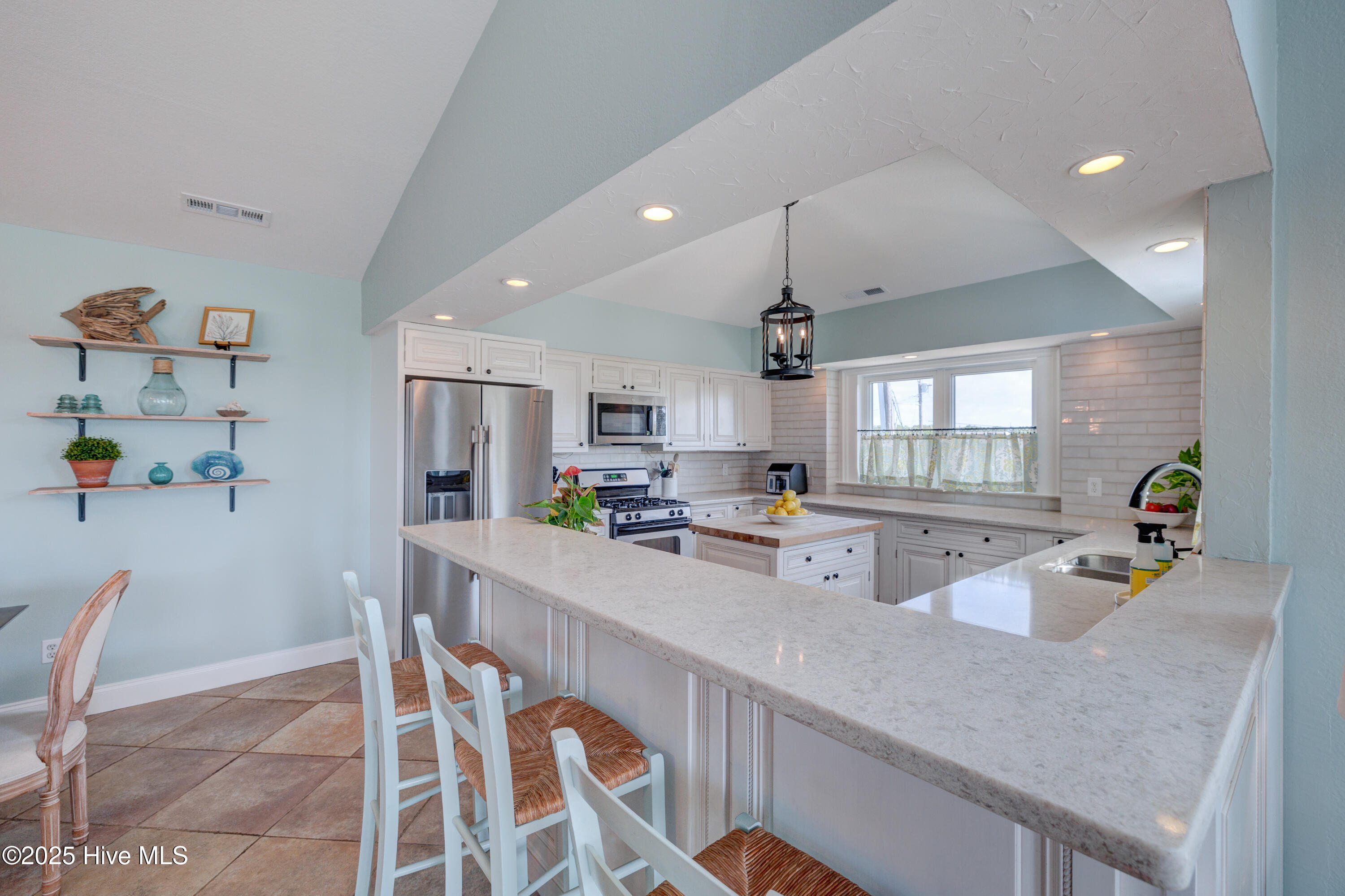 100515137 | Photo 12