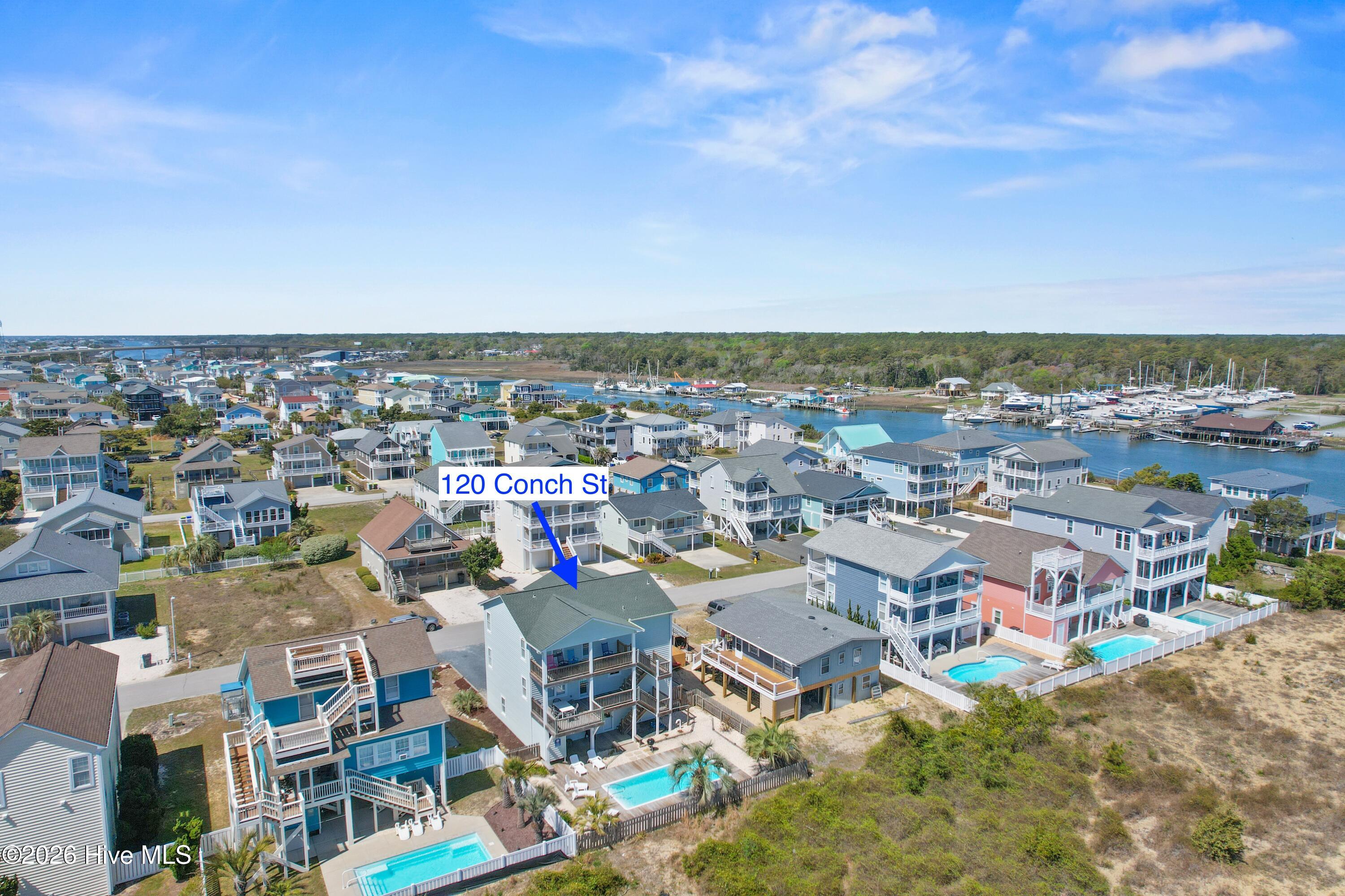 100564981 | Photo 42