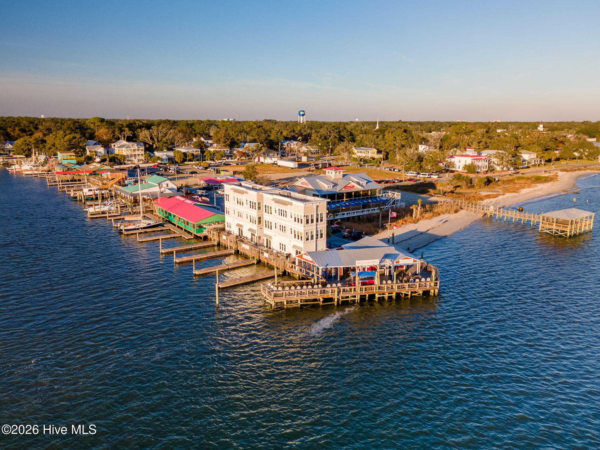 5360 Glennfield Circle SE, Southport, NC, 28461