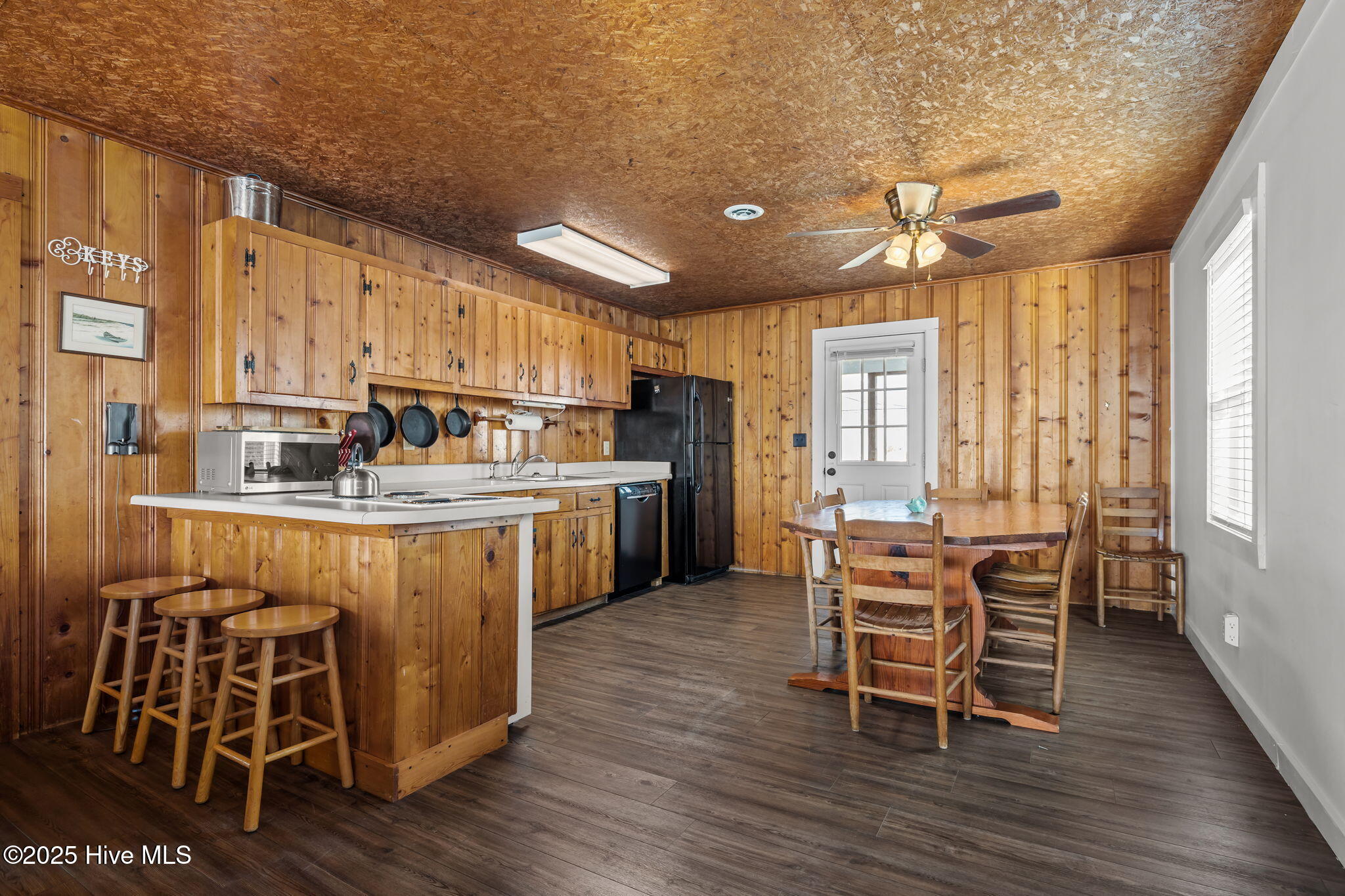 303 E Atlantic Boulevard, Atlantic Beach, NC, 28512