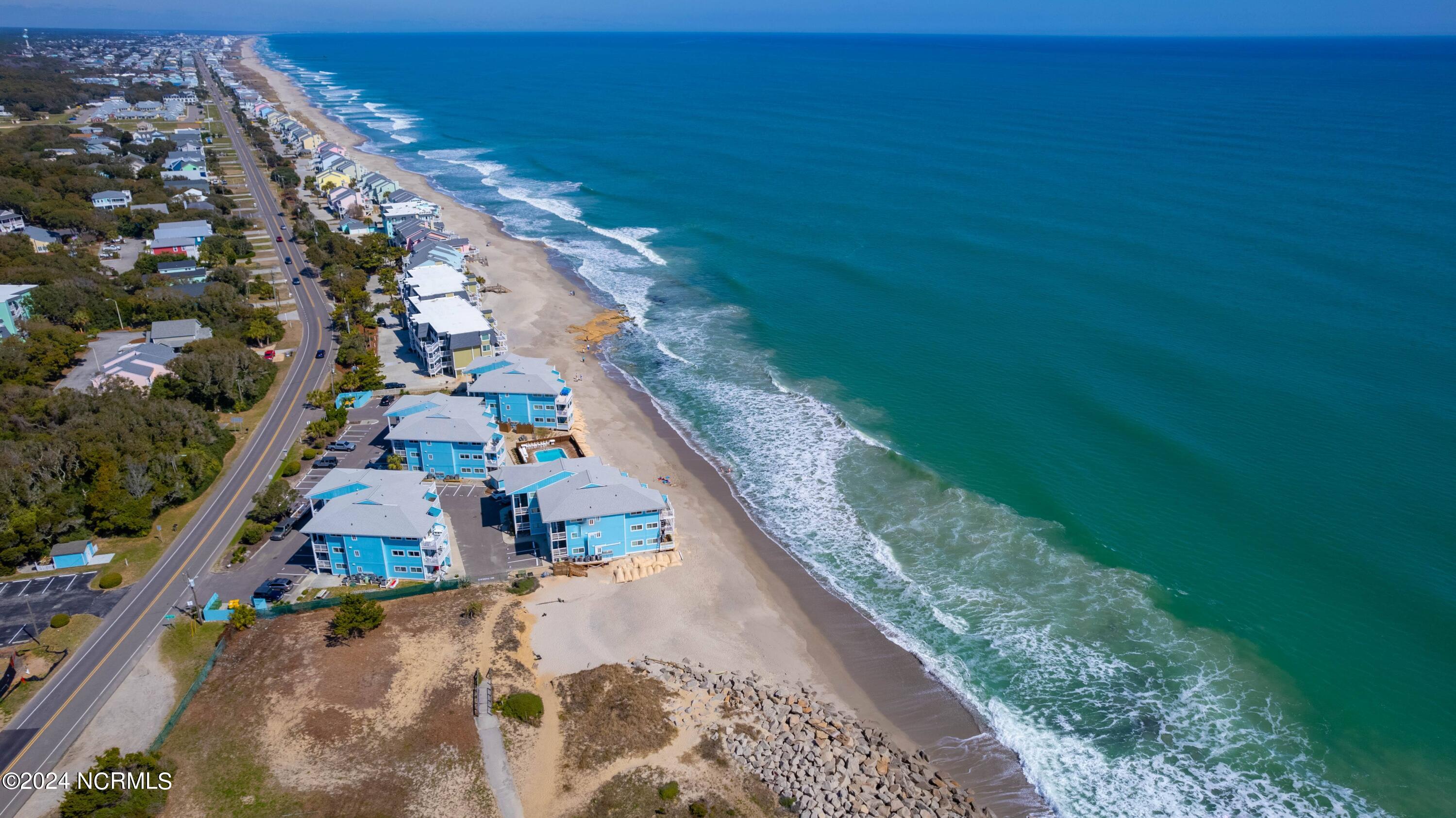 100557280 | Photo 28