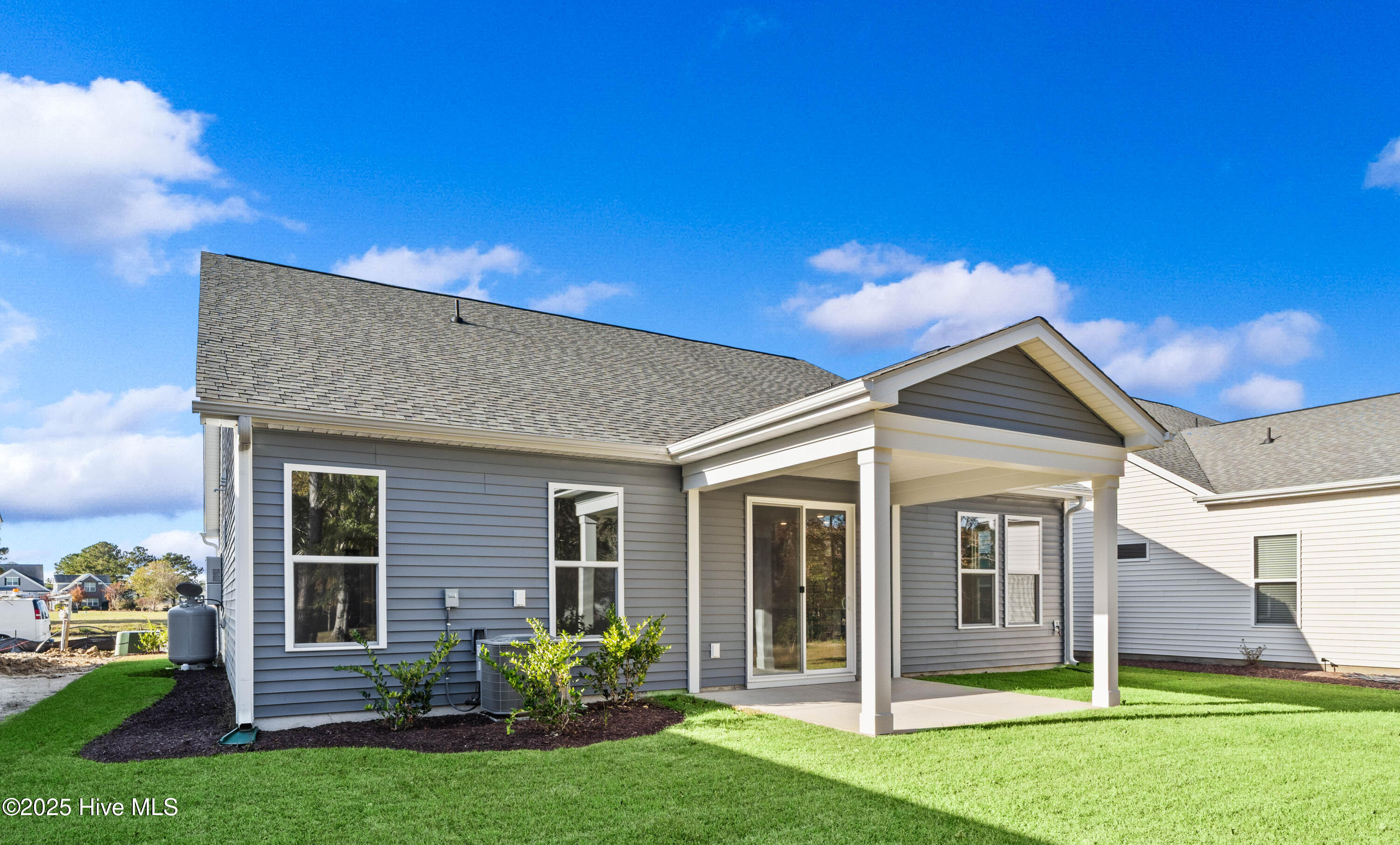 100506934 | Photo 18