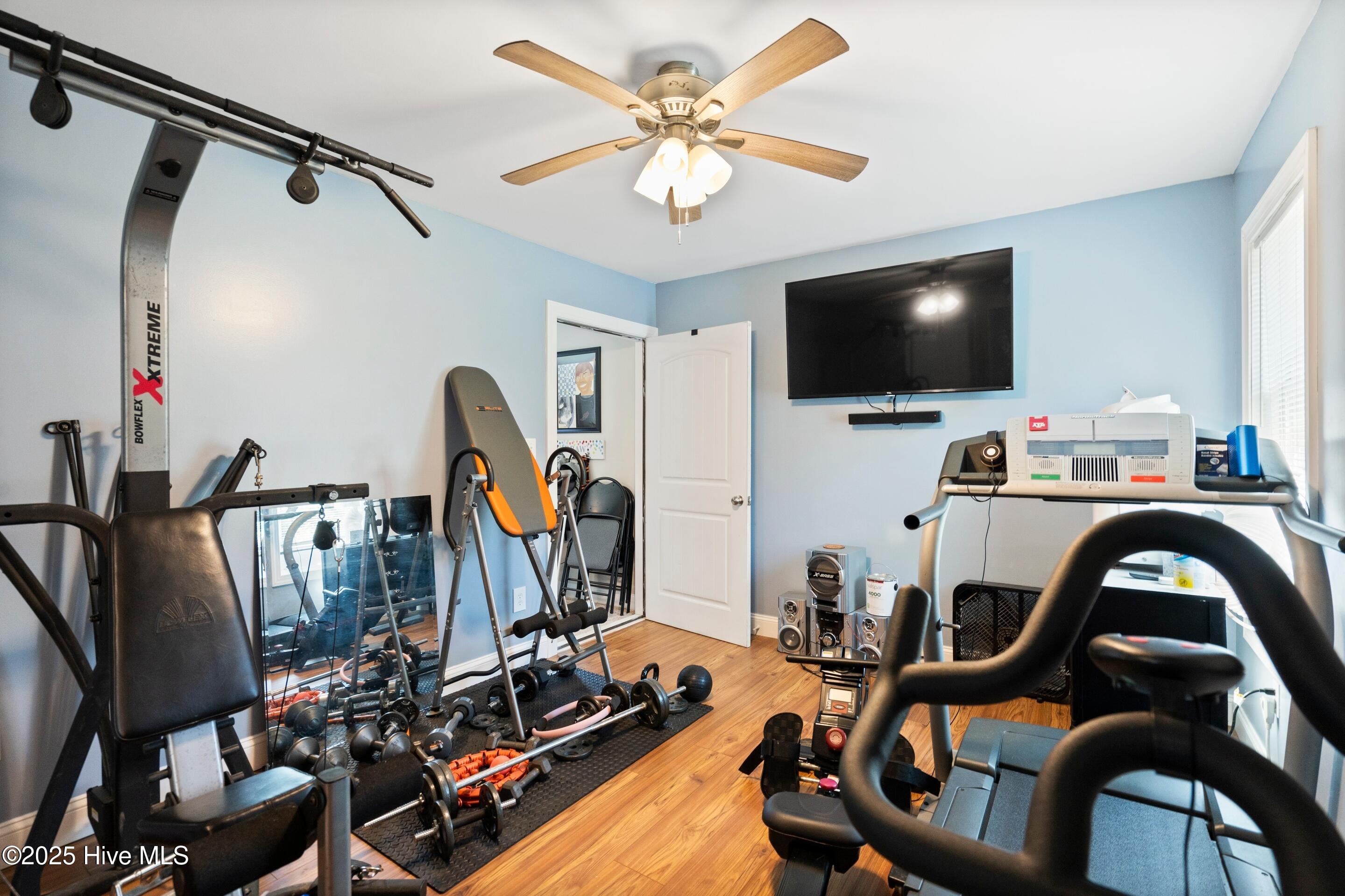 100532495 | Photo 56