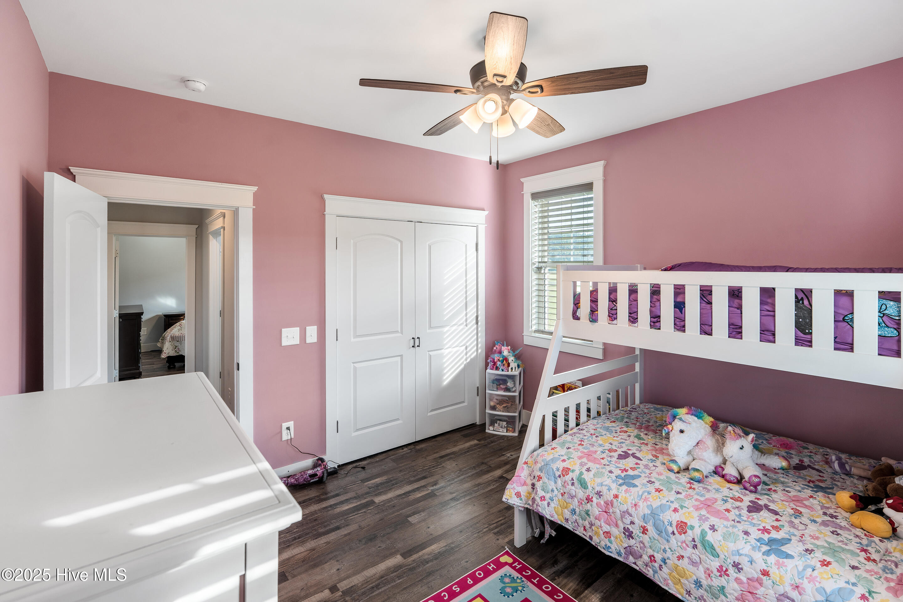 100531551 | Photo 24