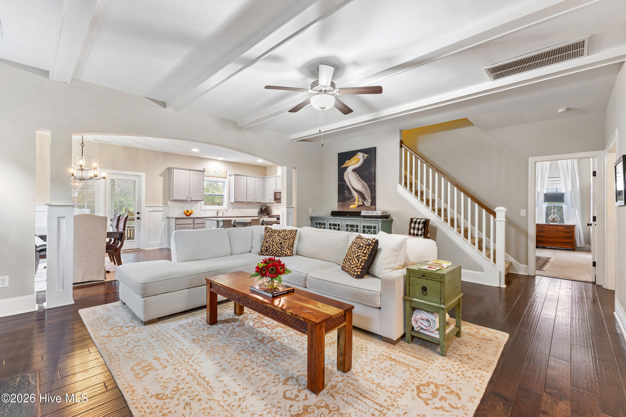 100554071 | Photo 13