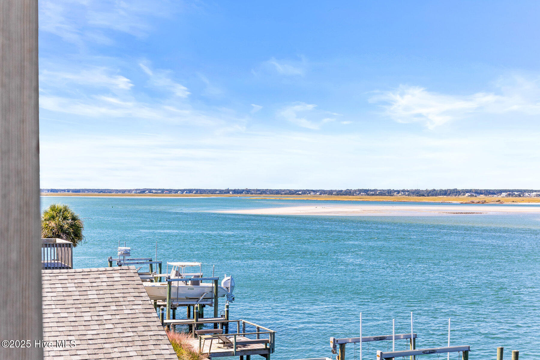 100538043 | Photo 49