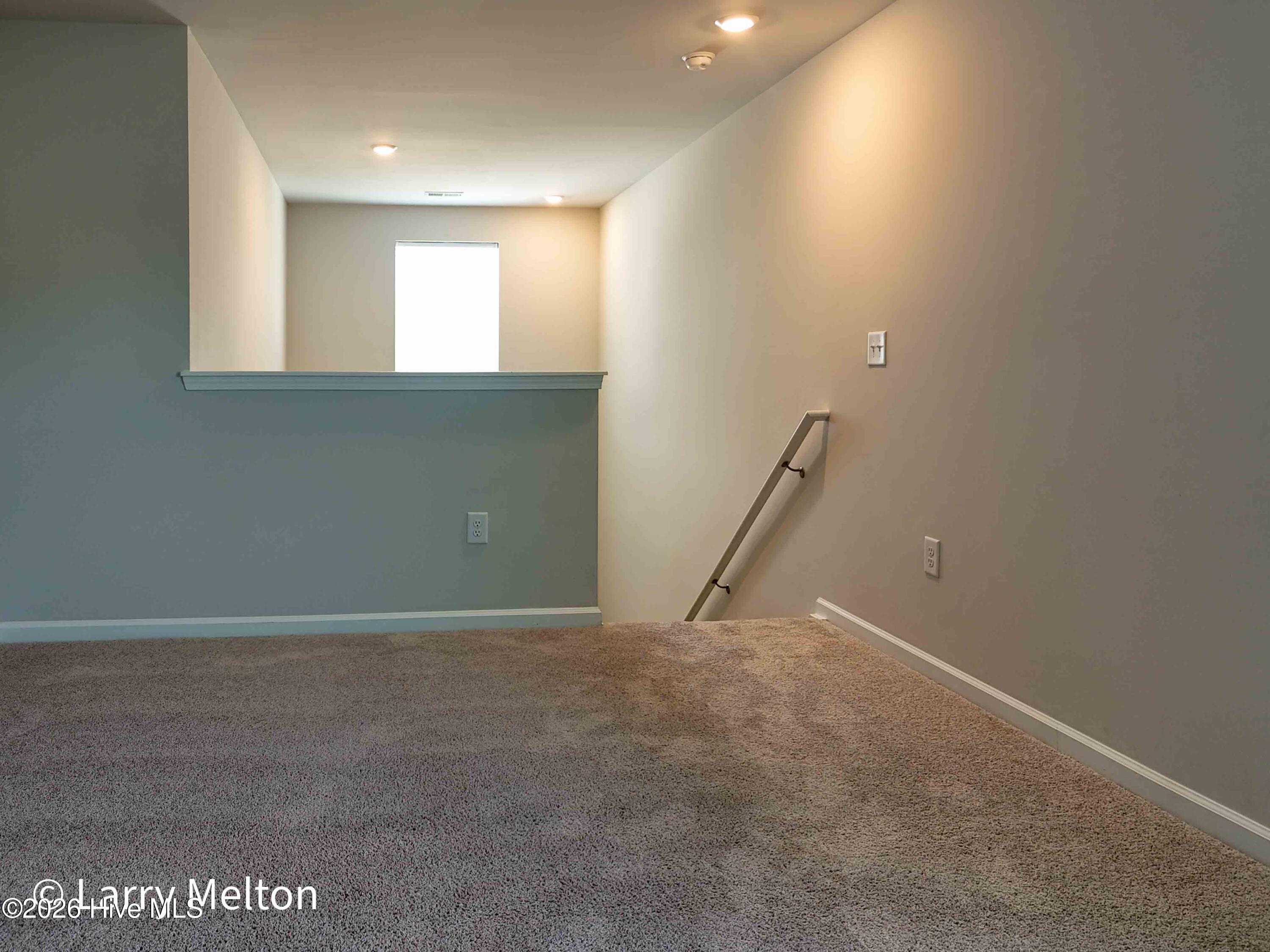 100564971 | Photo 24