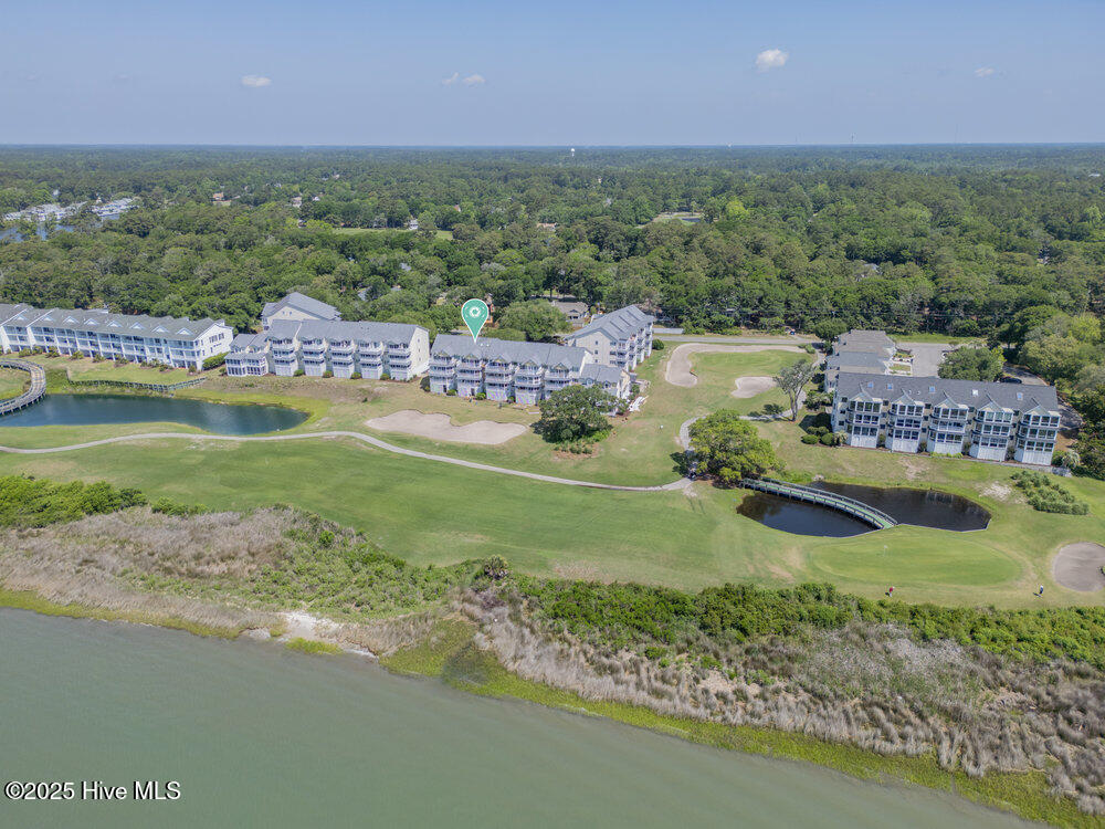 100562855 | Photo 36