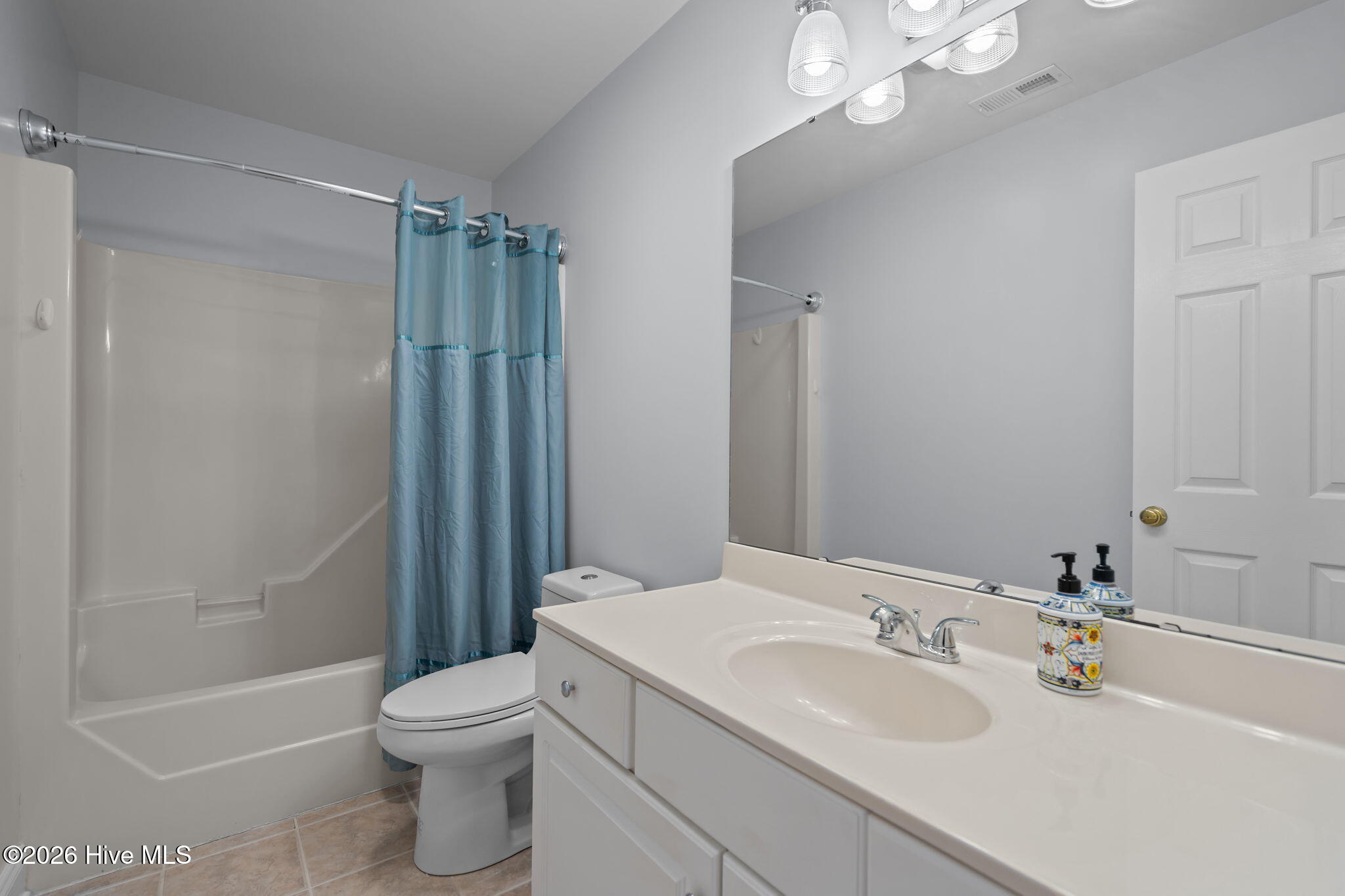 100547752 | Photo 20