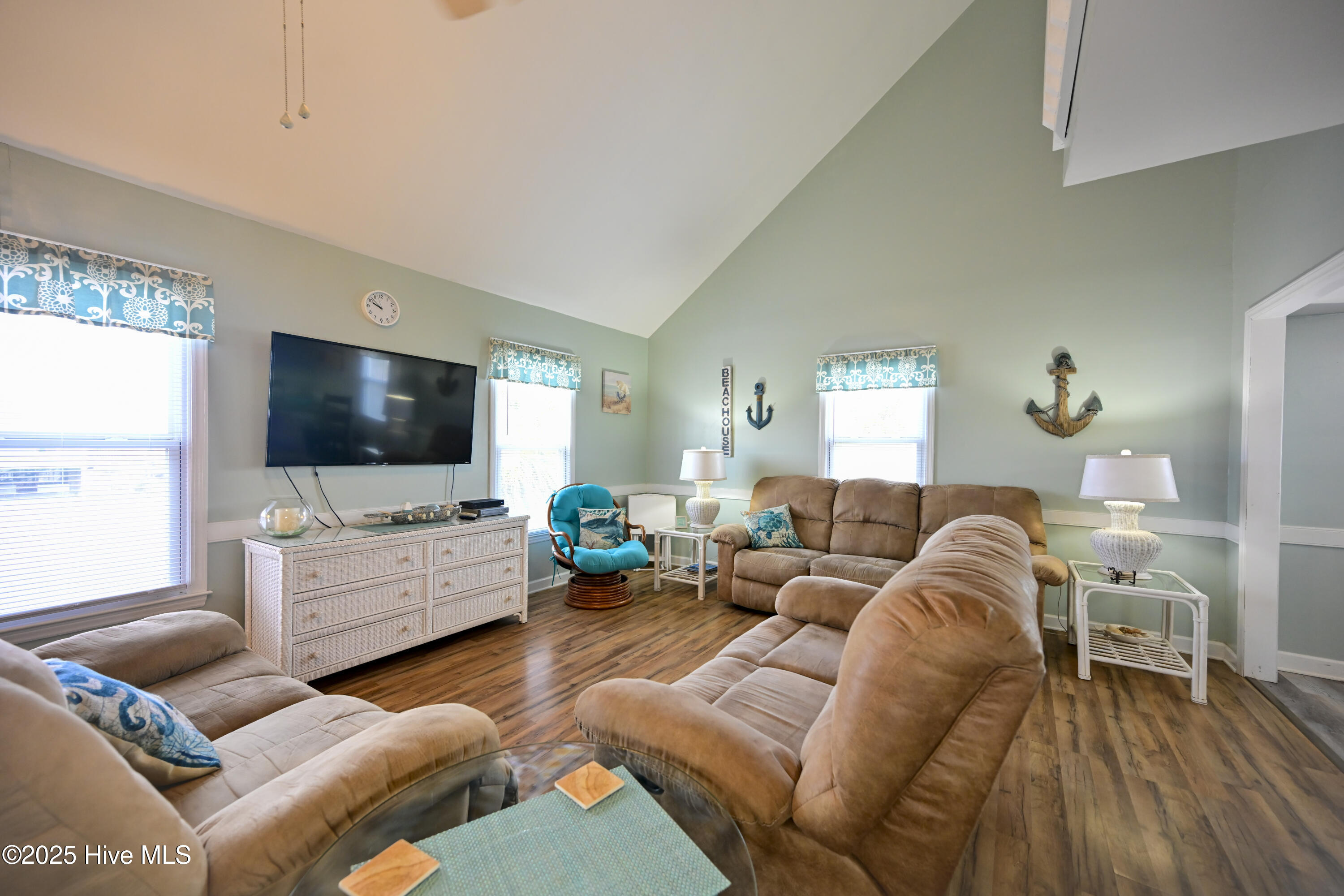 100495129 | Photo 10