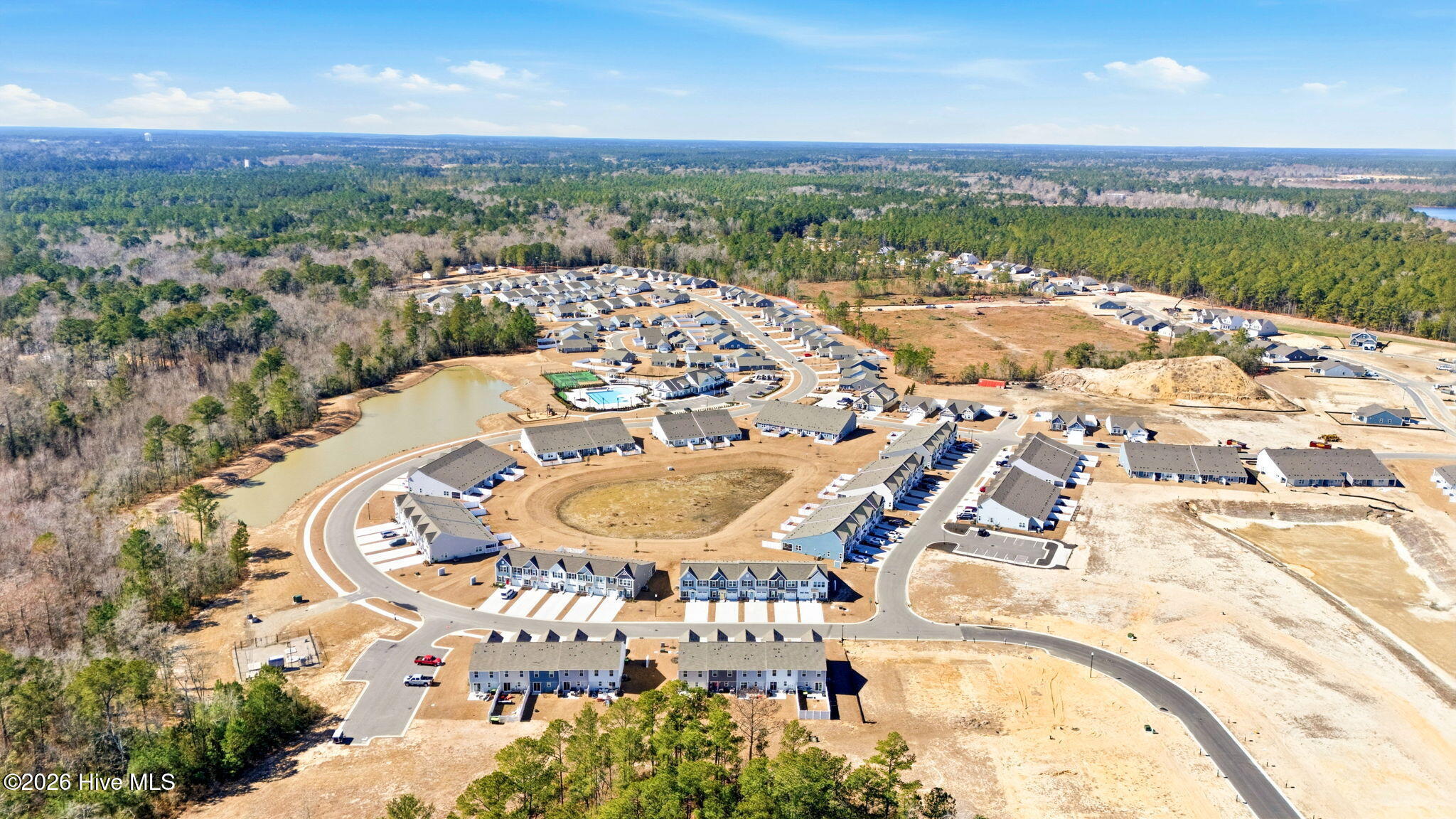 100554684 | Photo 32