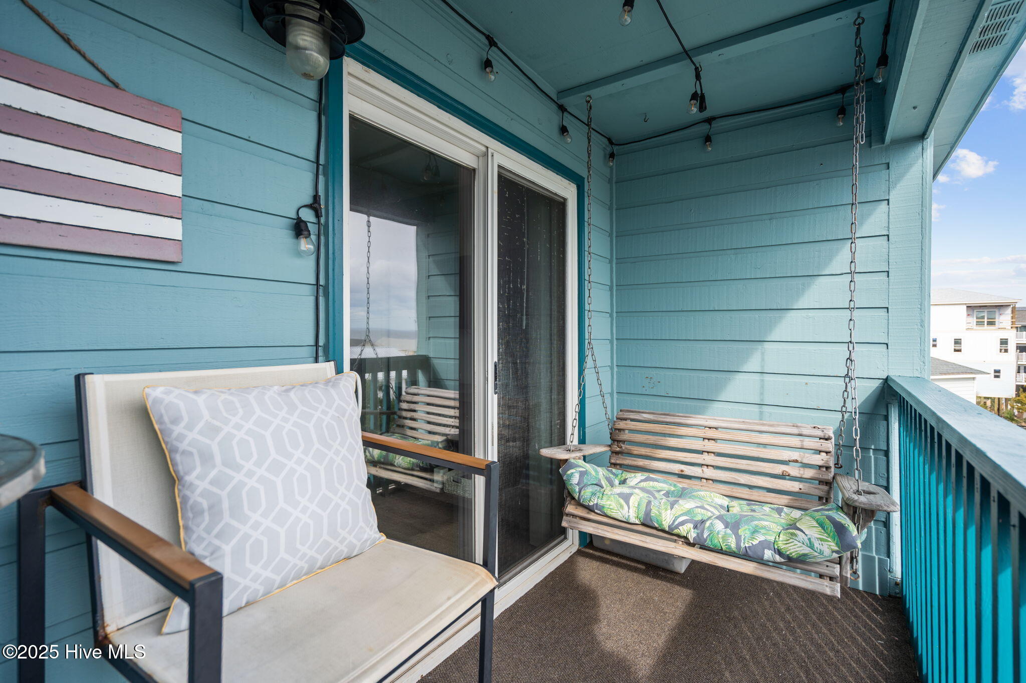 100546159 | Photo 23