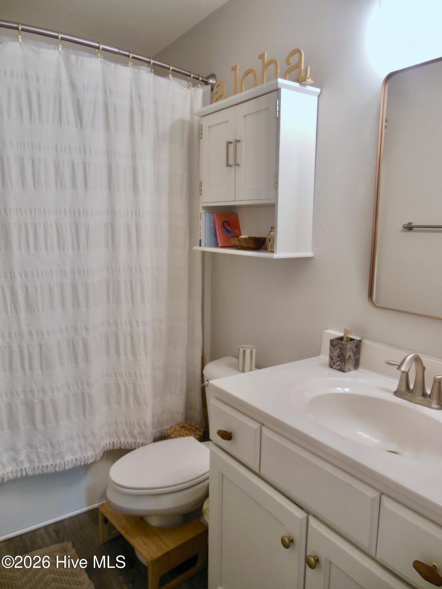 100569972 | Photo 12