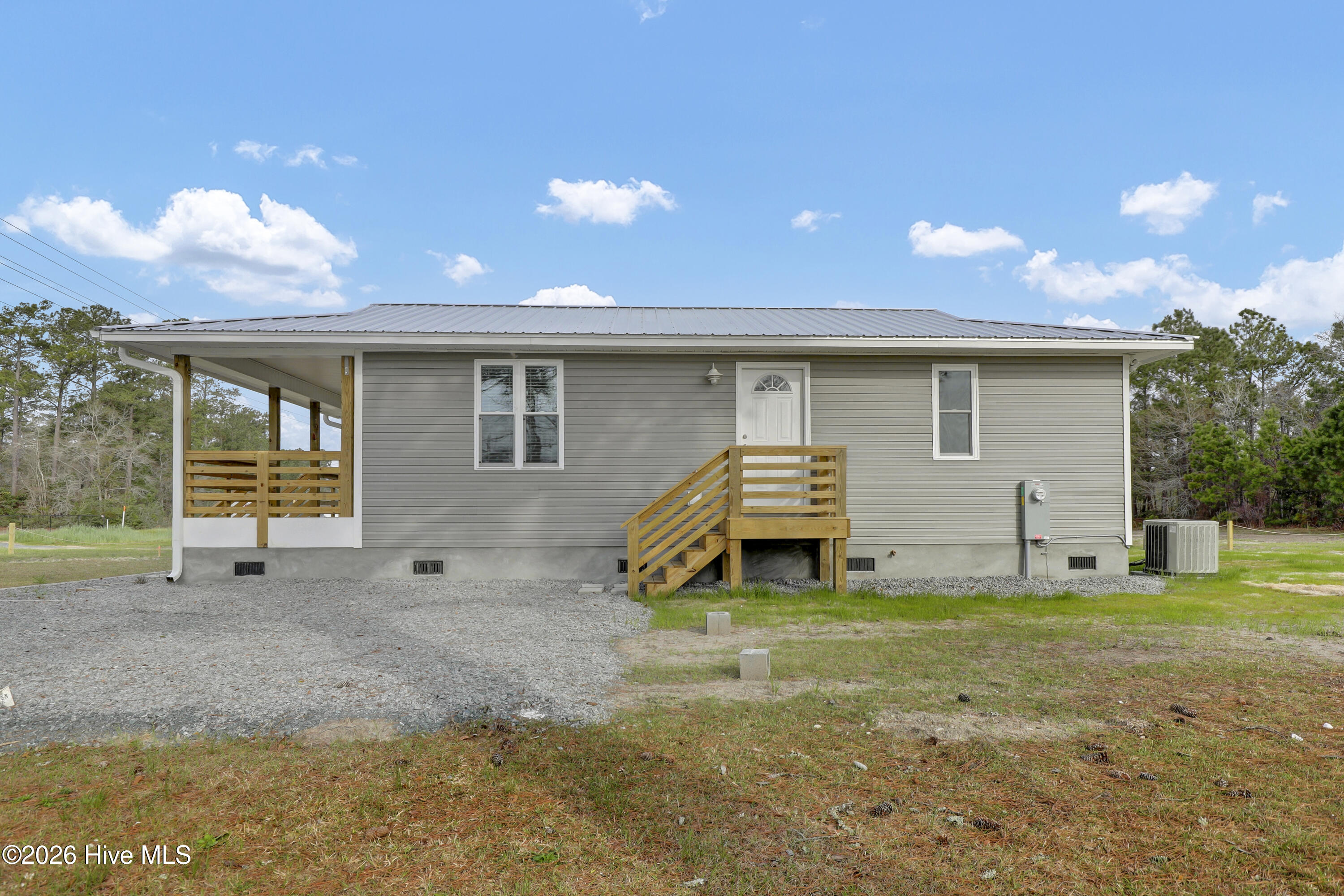 100564662 | Photo 26