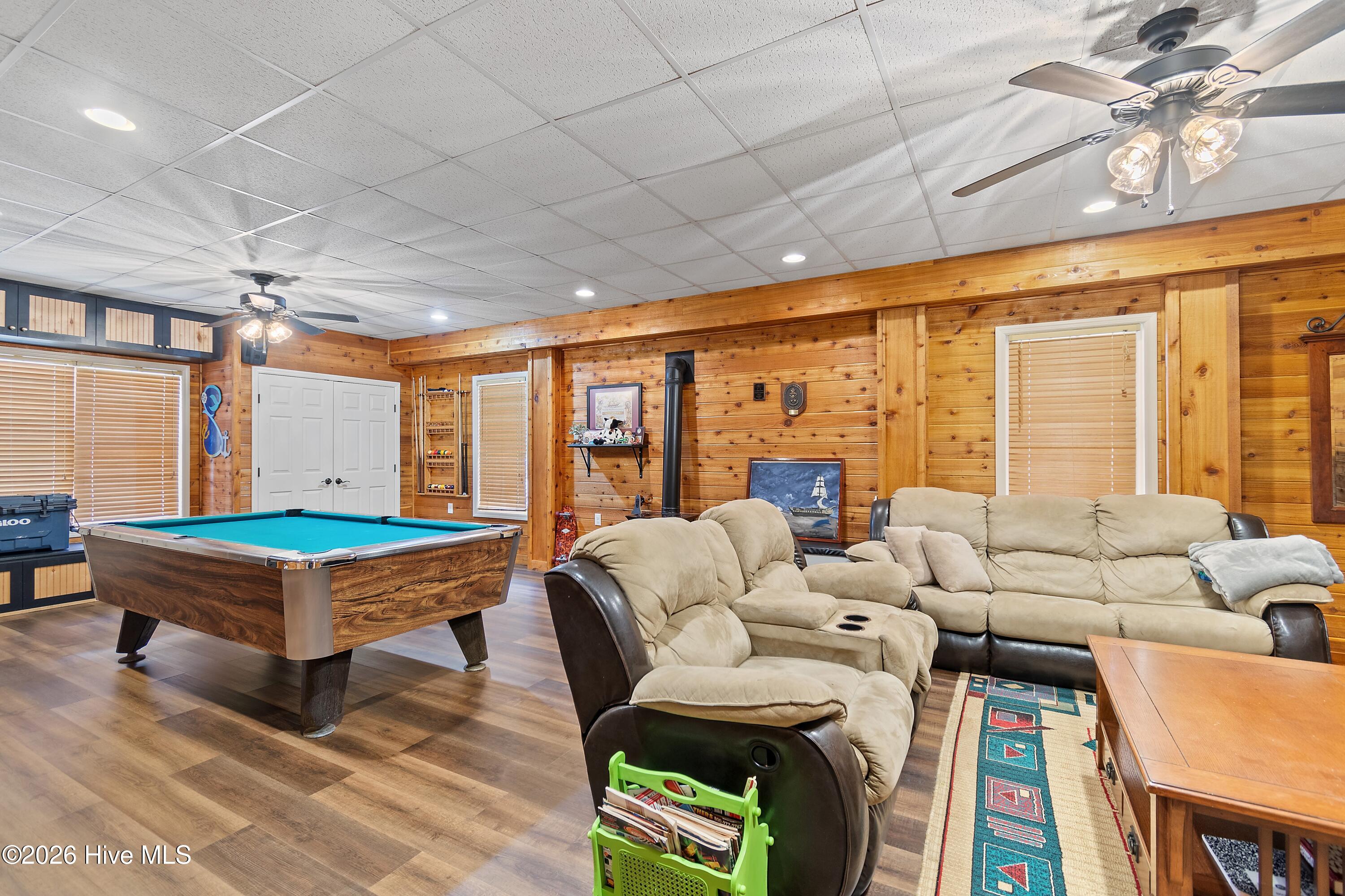 100559303 | Photo 11