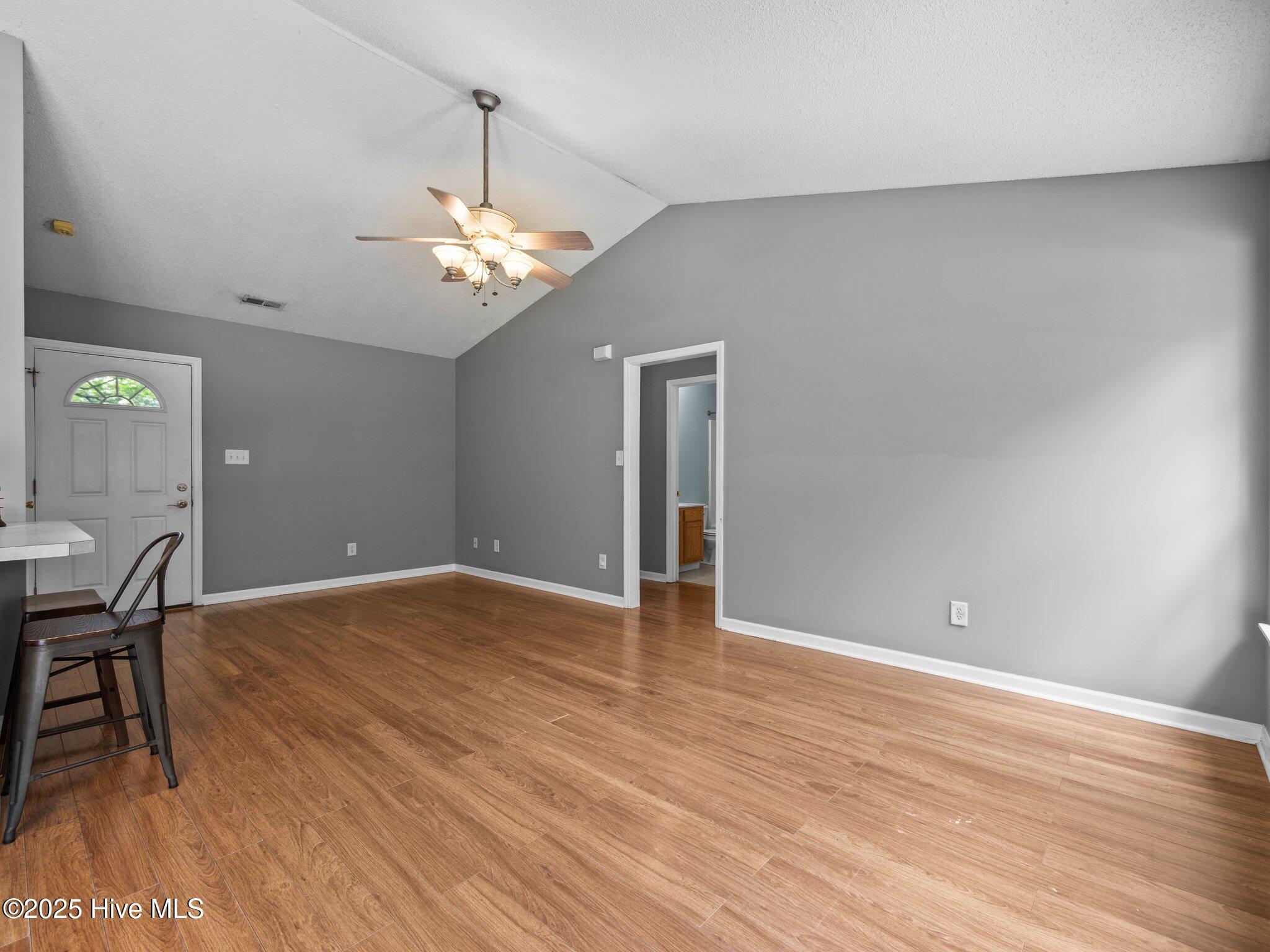 404 Silo Court, Hubert, NC 28539 – photo 6: 33-web-or-mls-P7011709