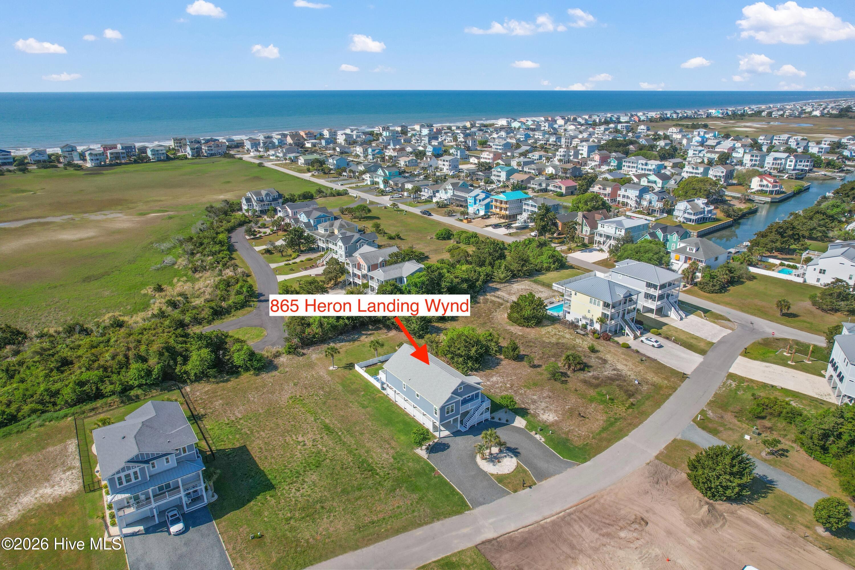 100567916 | Photo 56