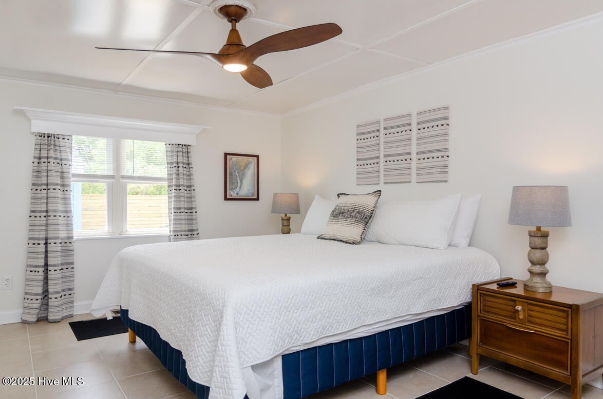 100564062 | Photo 22