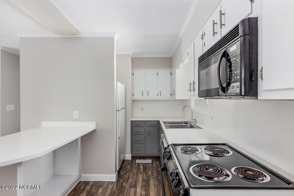 100559526 | Photo 11