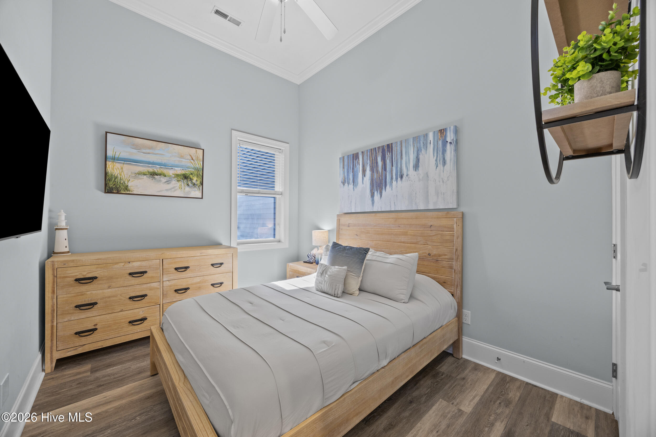 100562655 | Photo 52