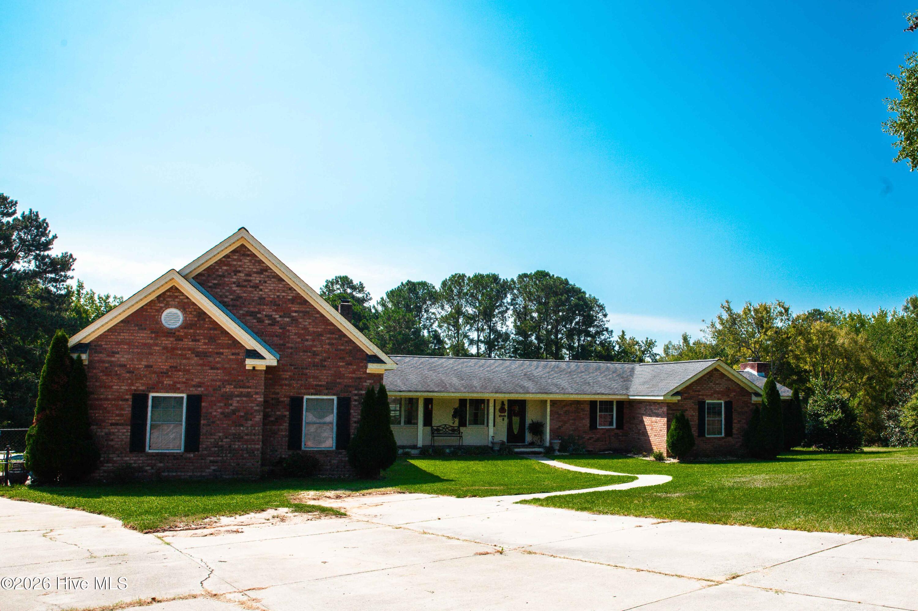 Listing Photo 100602362