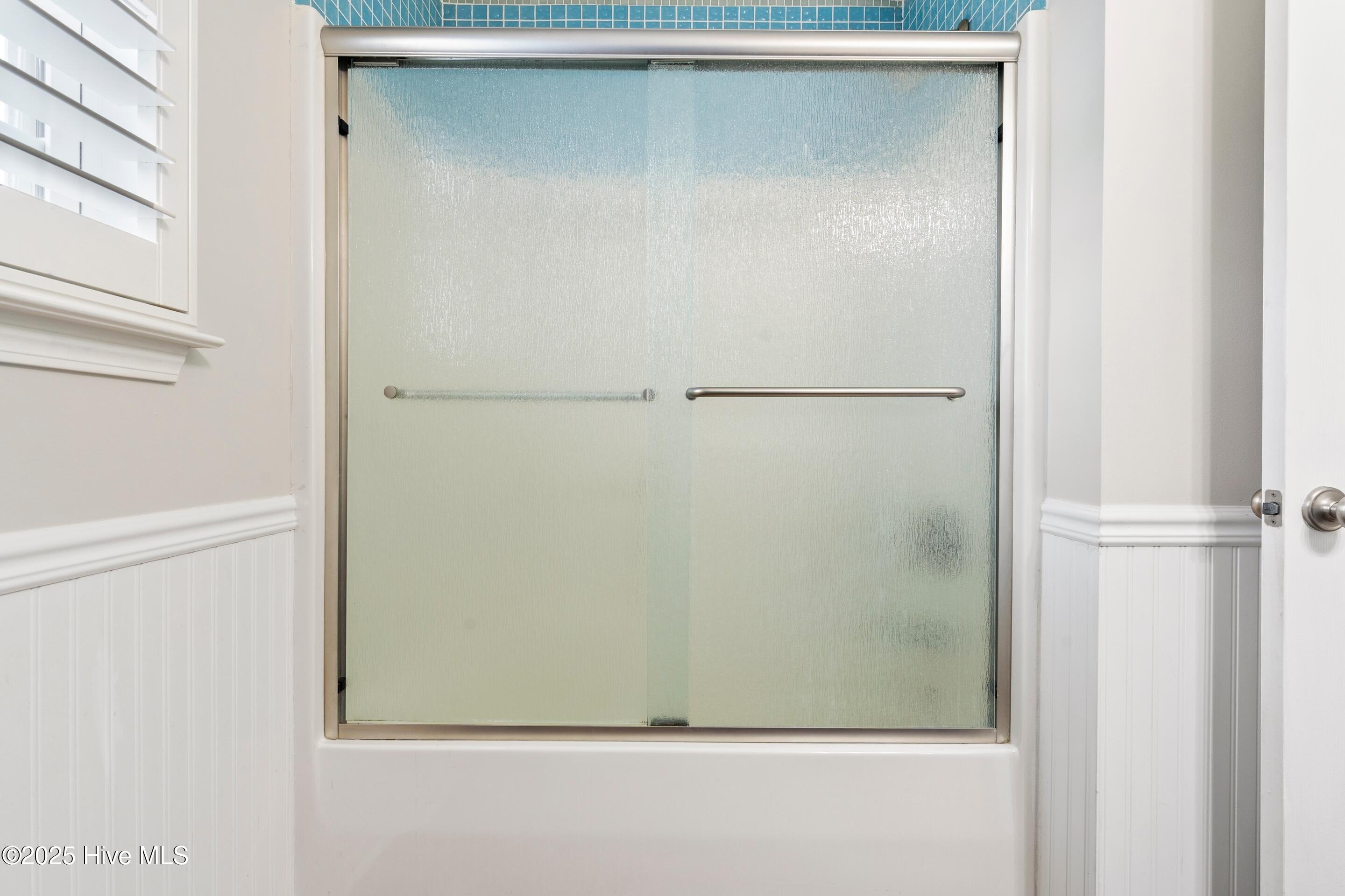 100538877 | Photo 31