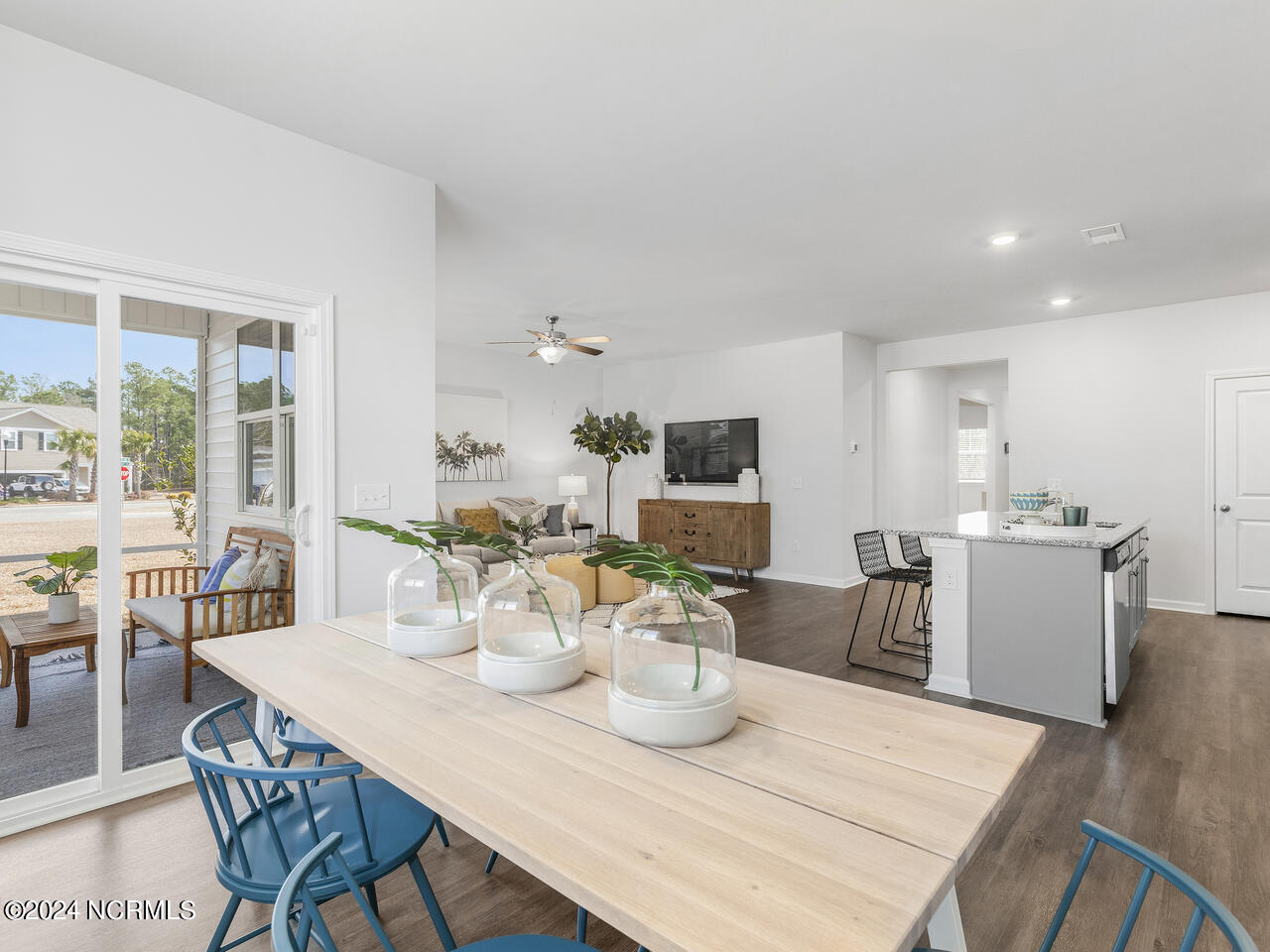 100553721 | Photo 14