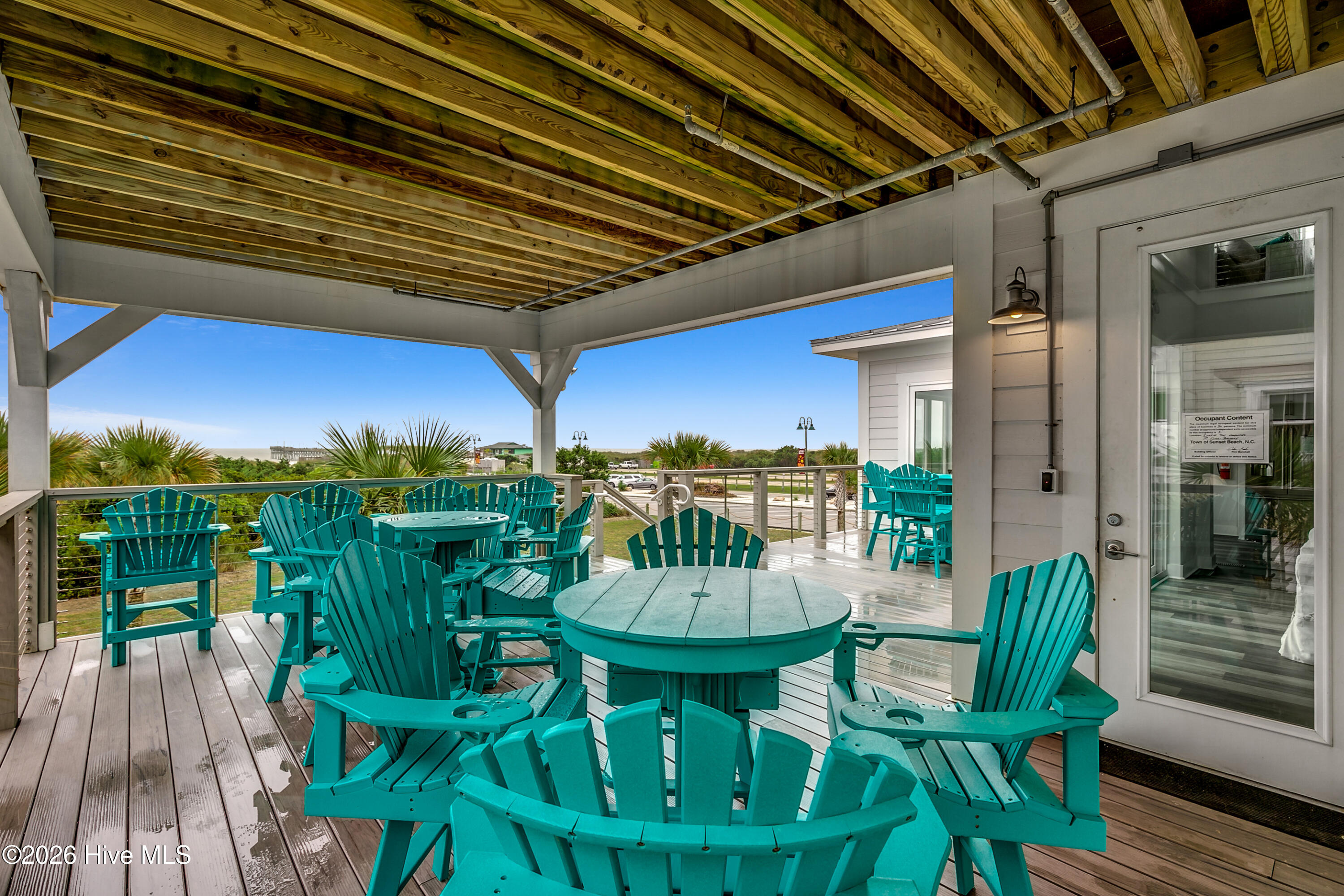 100543615 | Photo 70