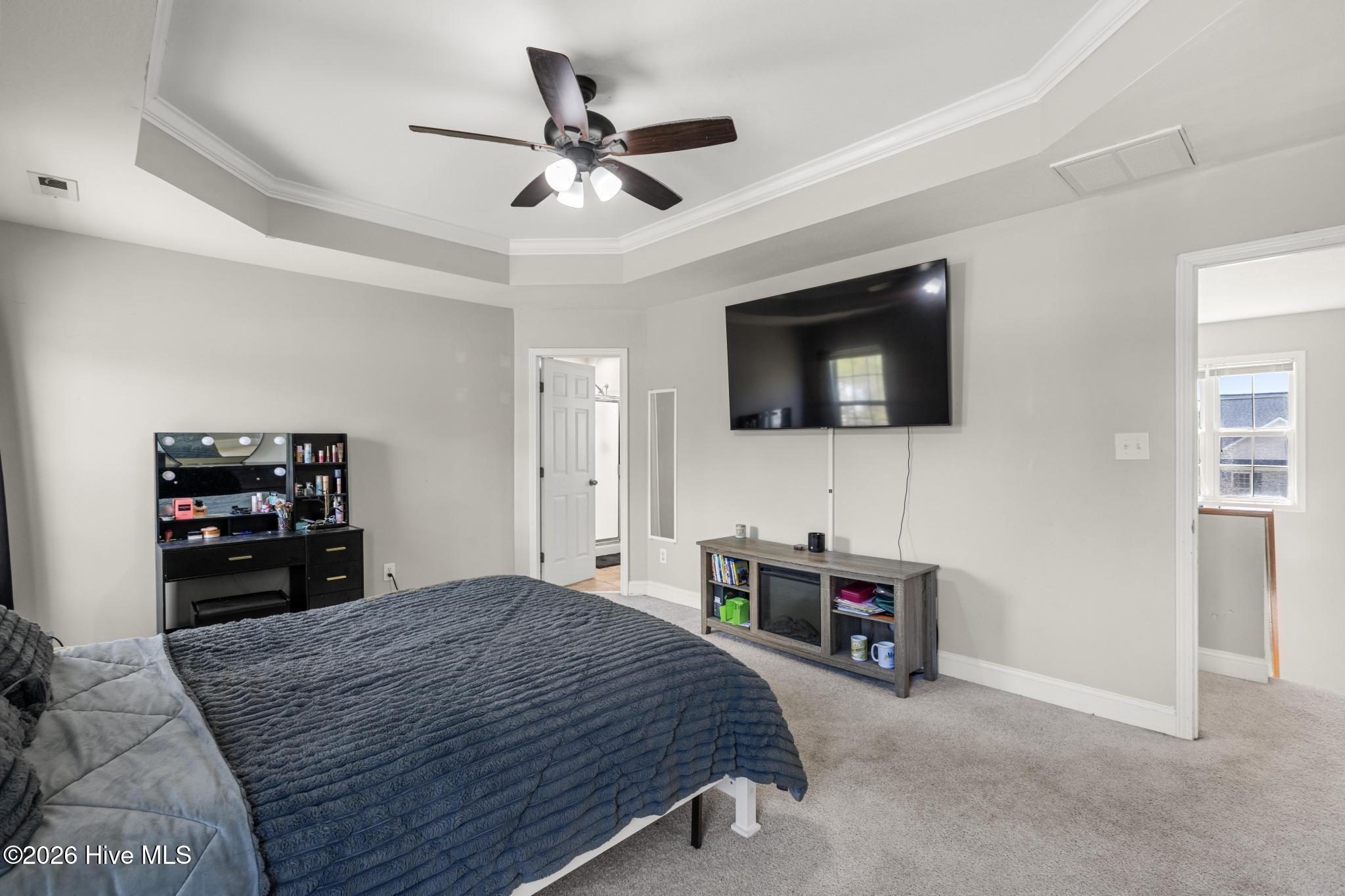 100566886 | Photo 21