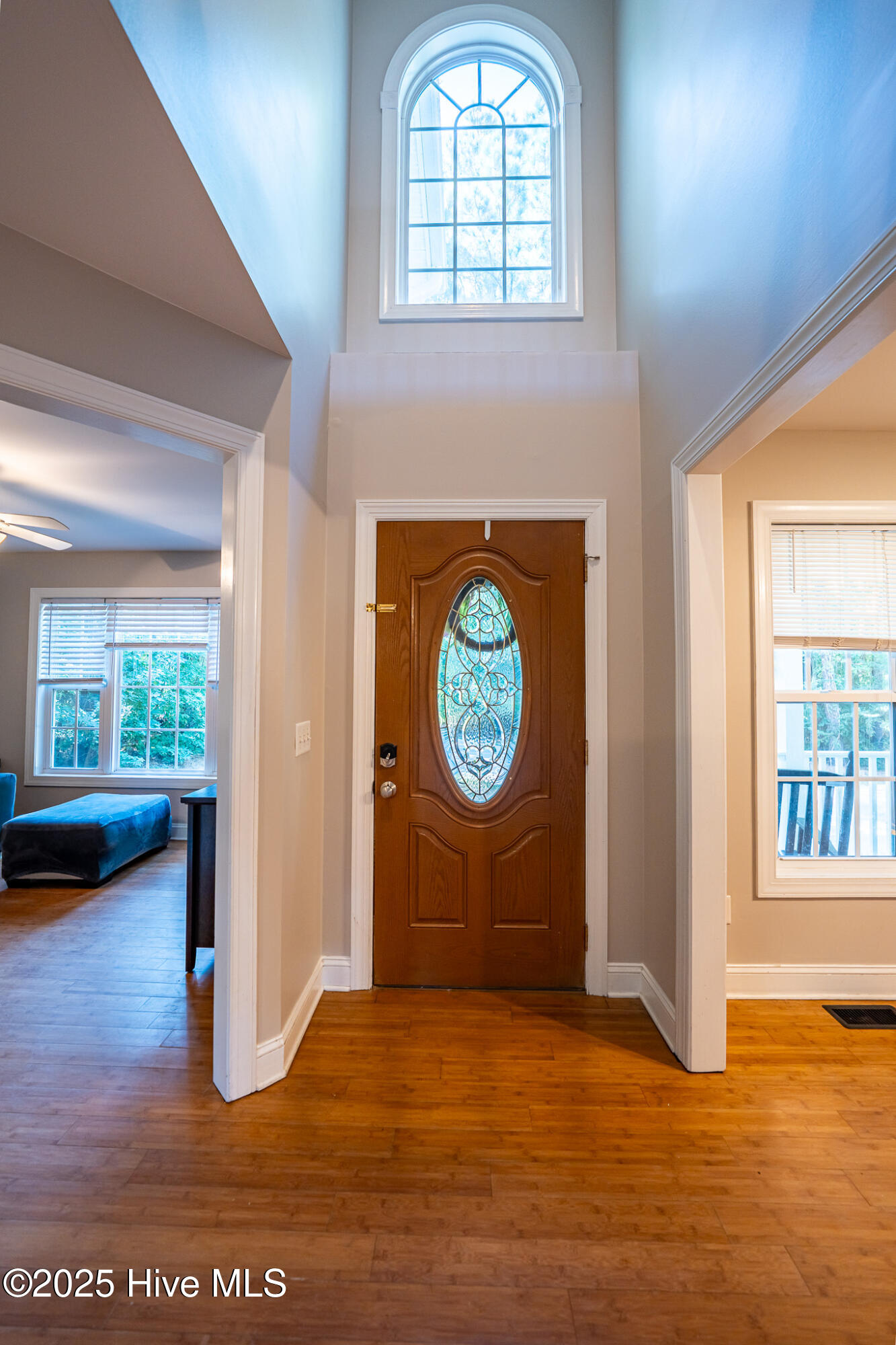 306 Lakeview Court, Sneads Ferry, NC 28460 – photo 6: DSC04070-HDR