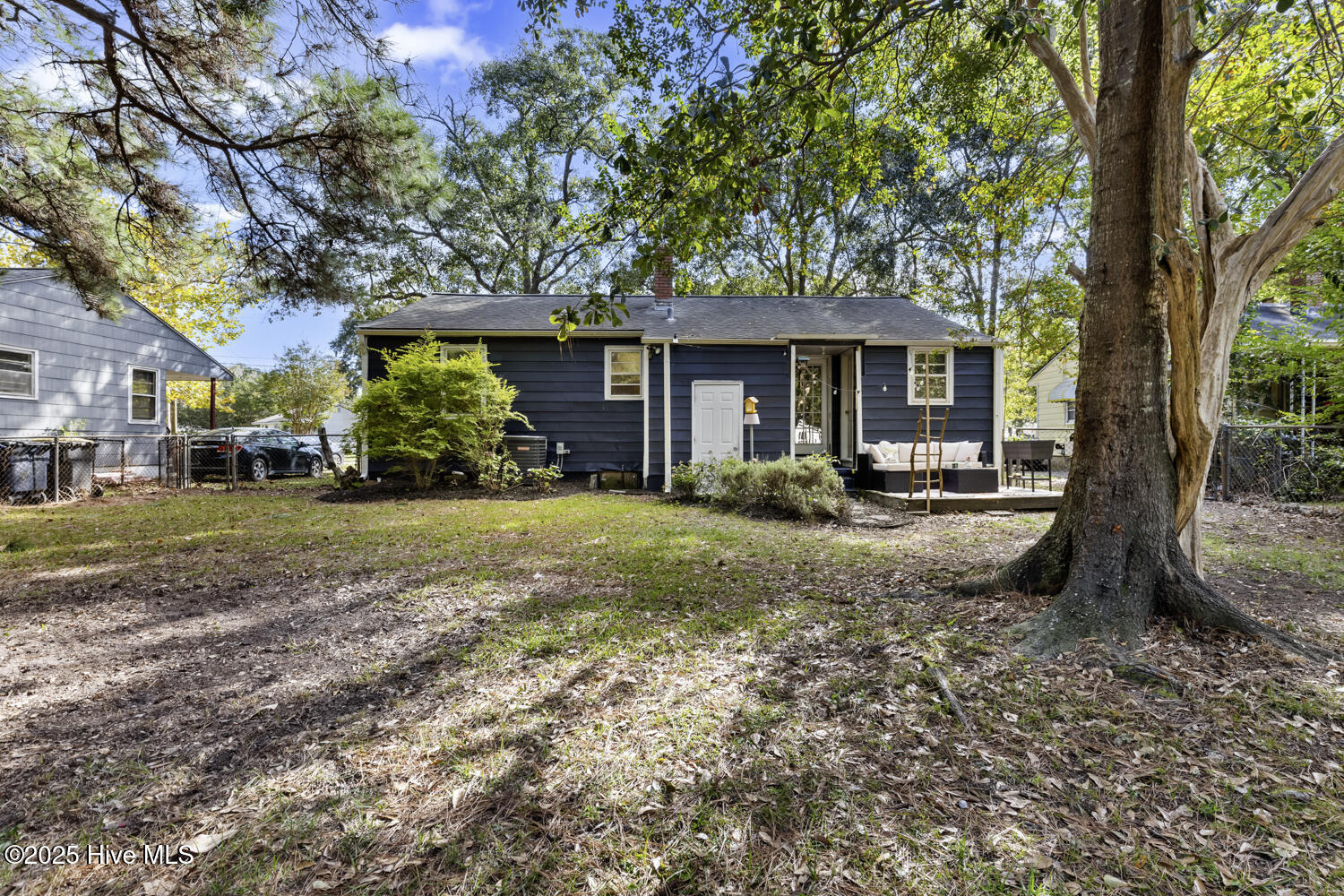 100535338 | Photo 27