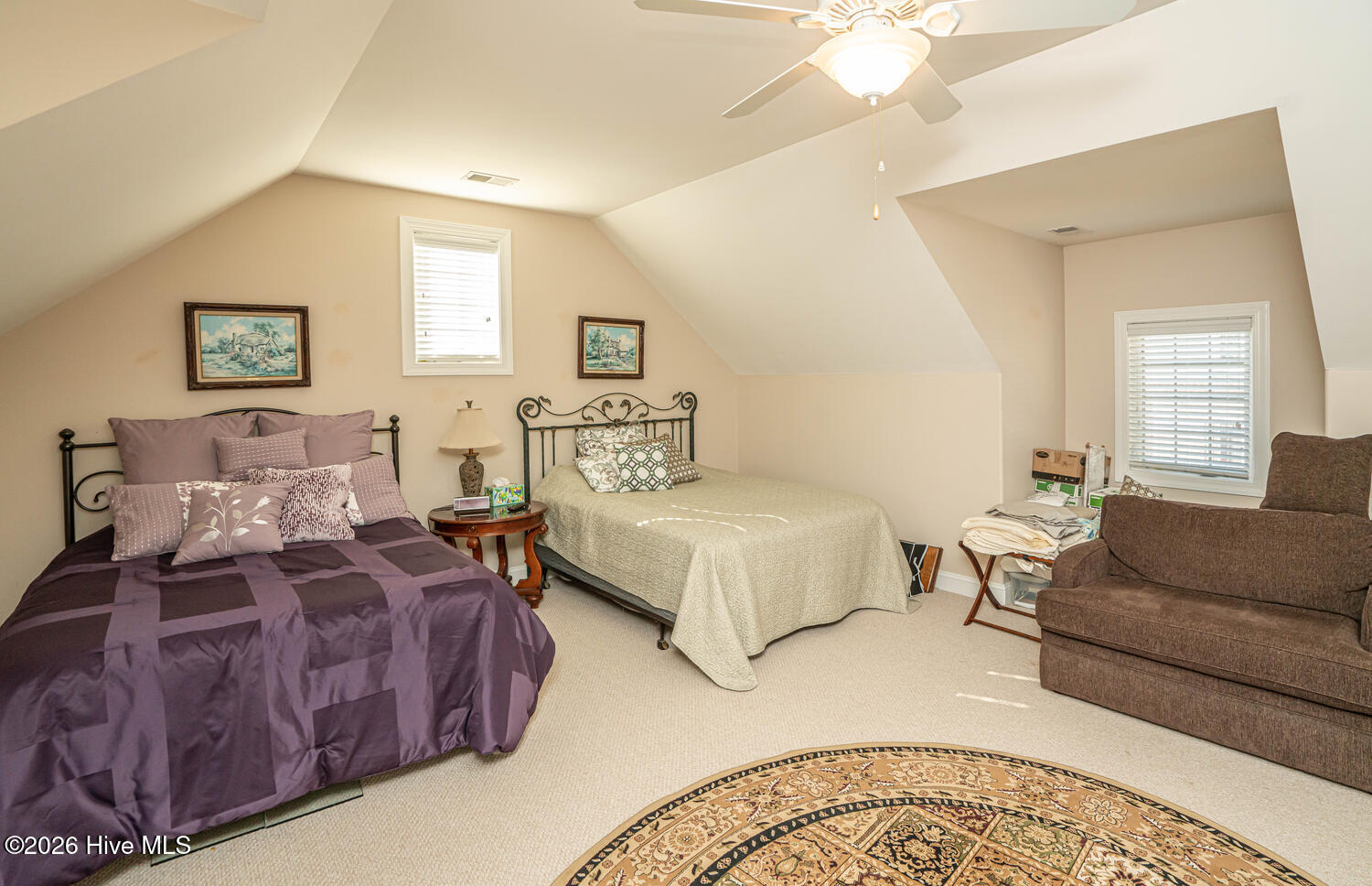 100560123 | Photo 46