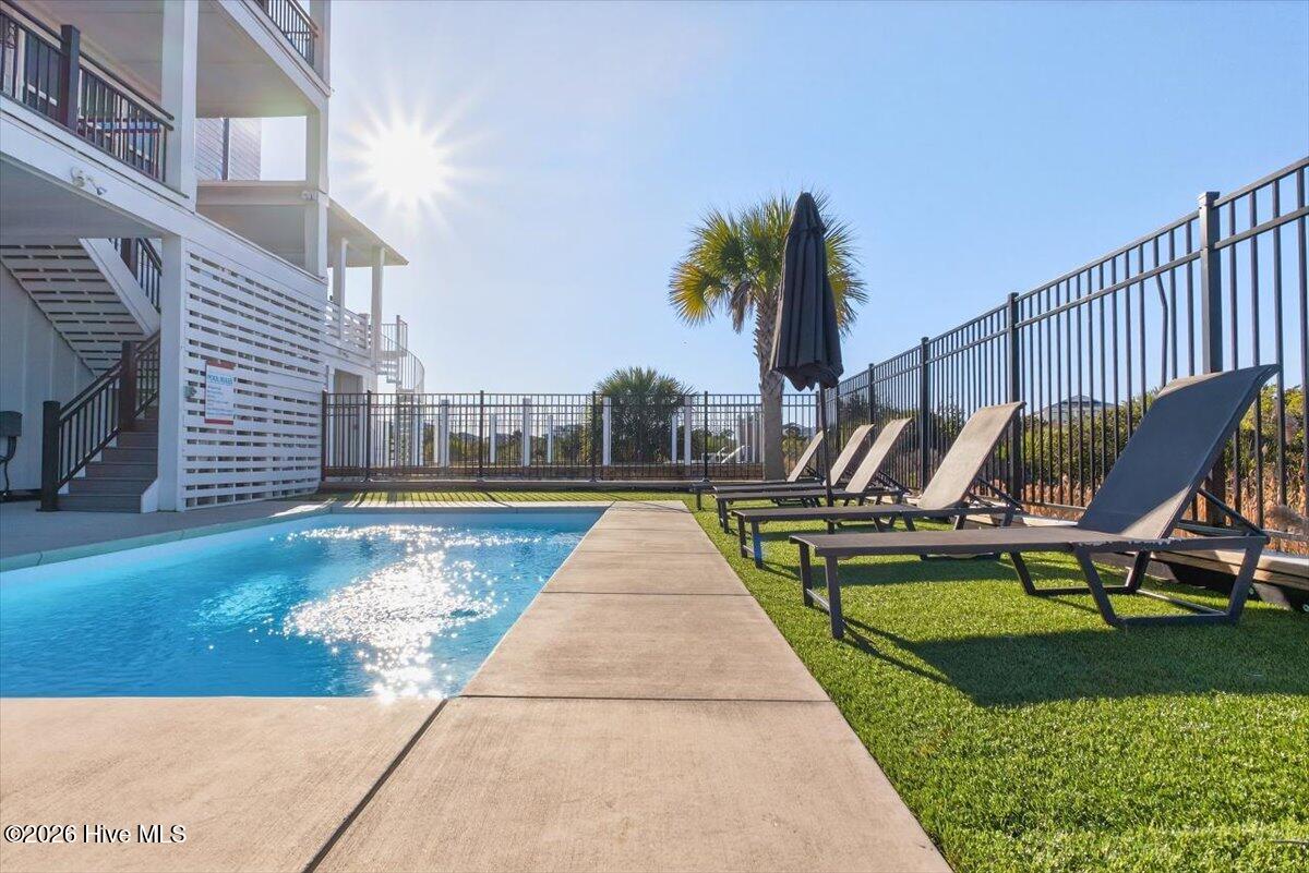 100552016 | Photo 79