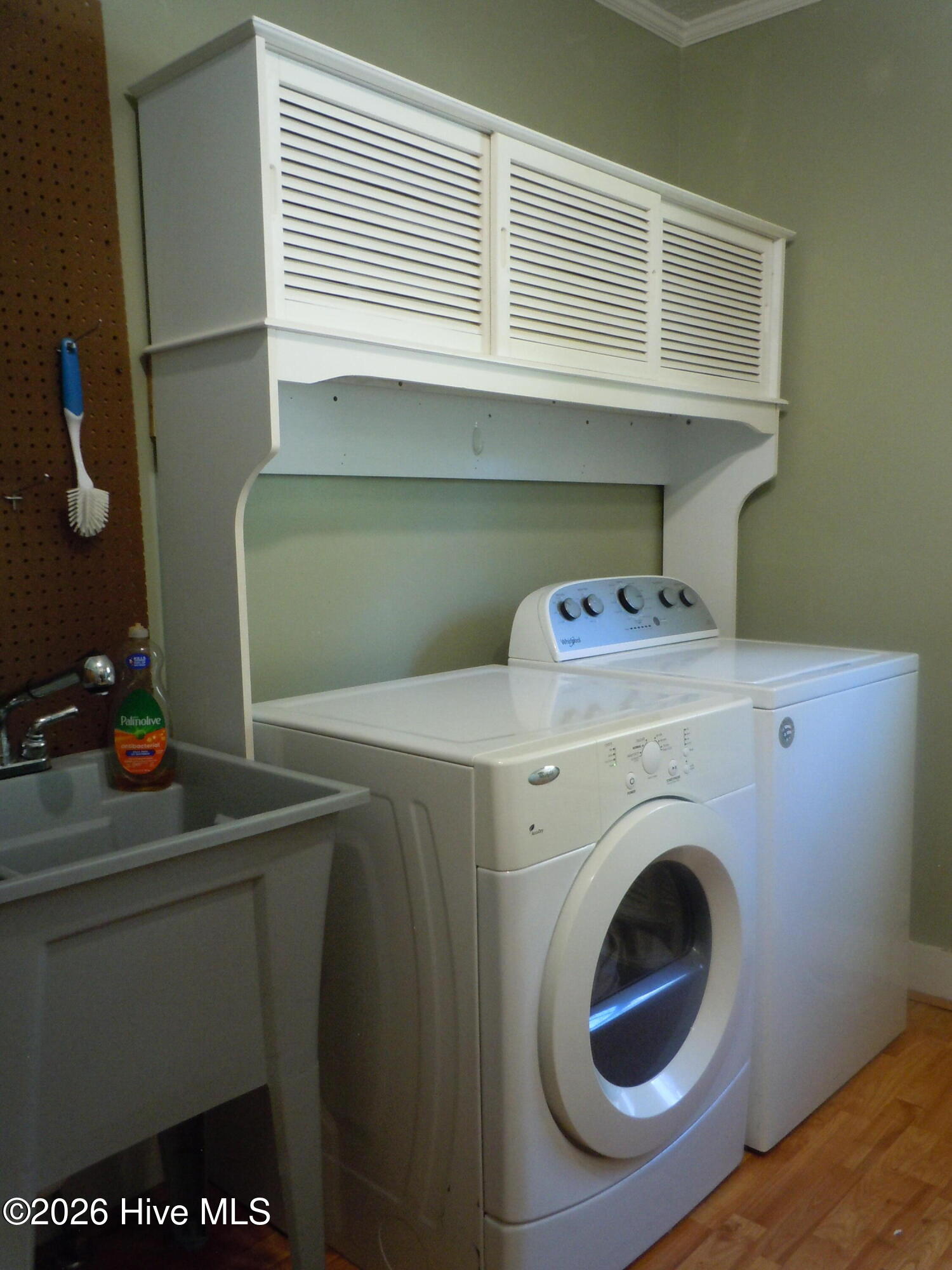 100565129 | Photo 29