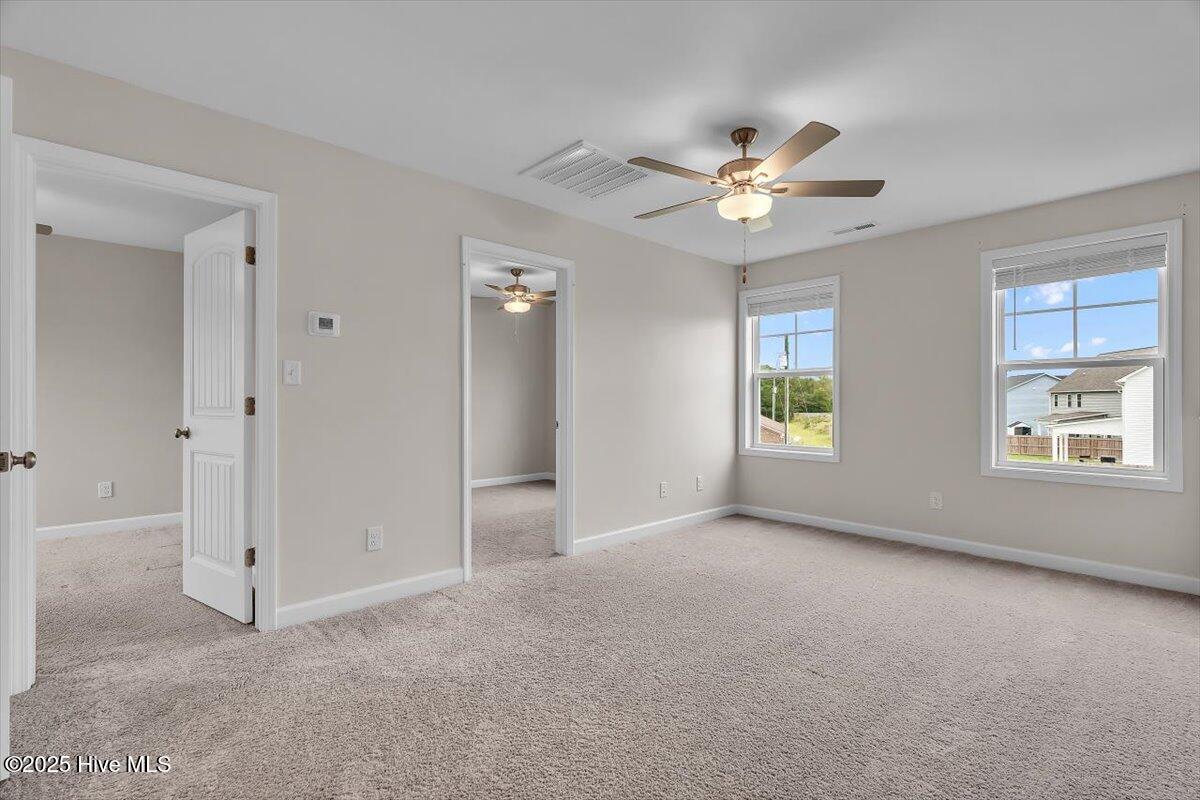 100537341 | Photo 29